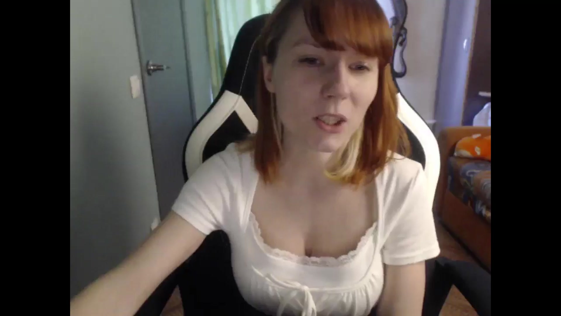 Gallery image thumbnail from NikiFoks18's myfreecams stream on, 03/27/2026, 08:27 image 16 of 20