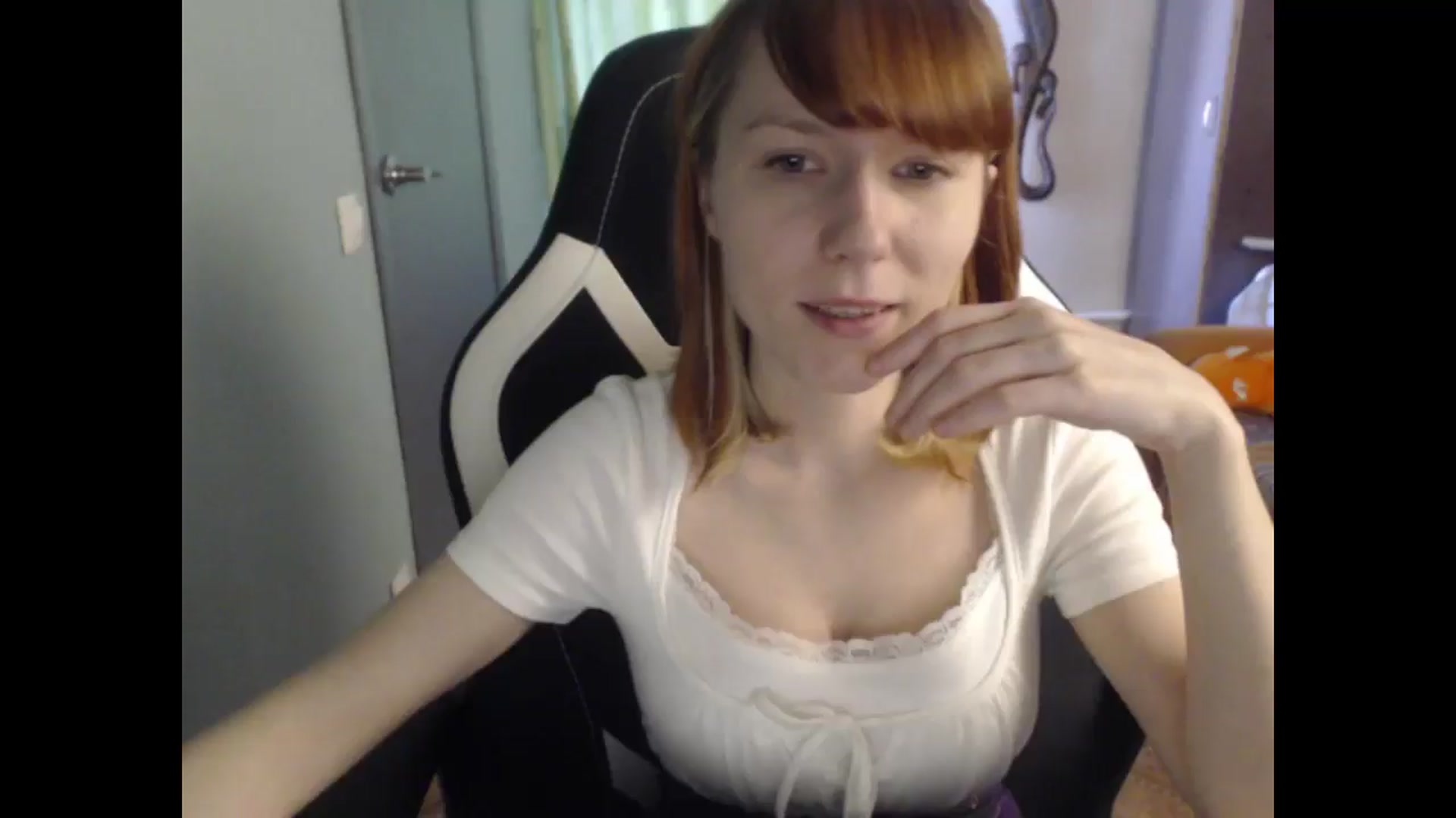 Gallery image thumbnail from NikiFoks18's myfreecams stream on, 03/27/2026, 08:27 image 1 of 20