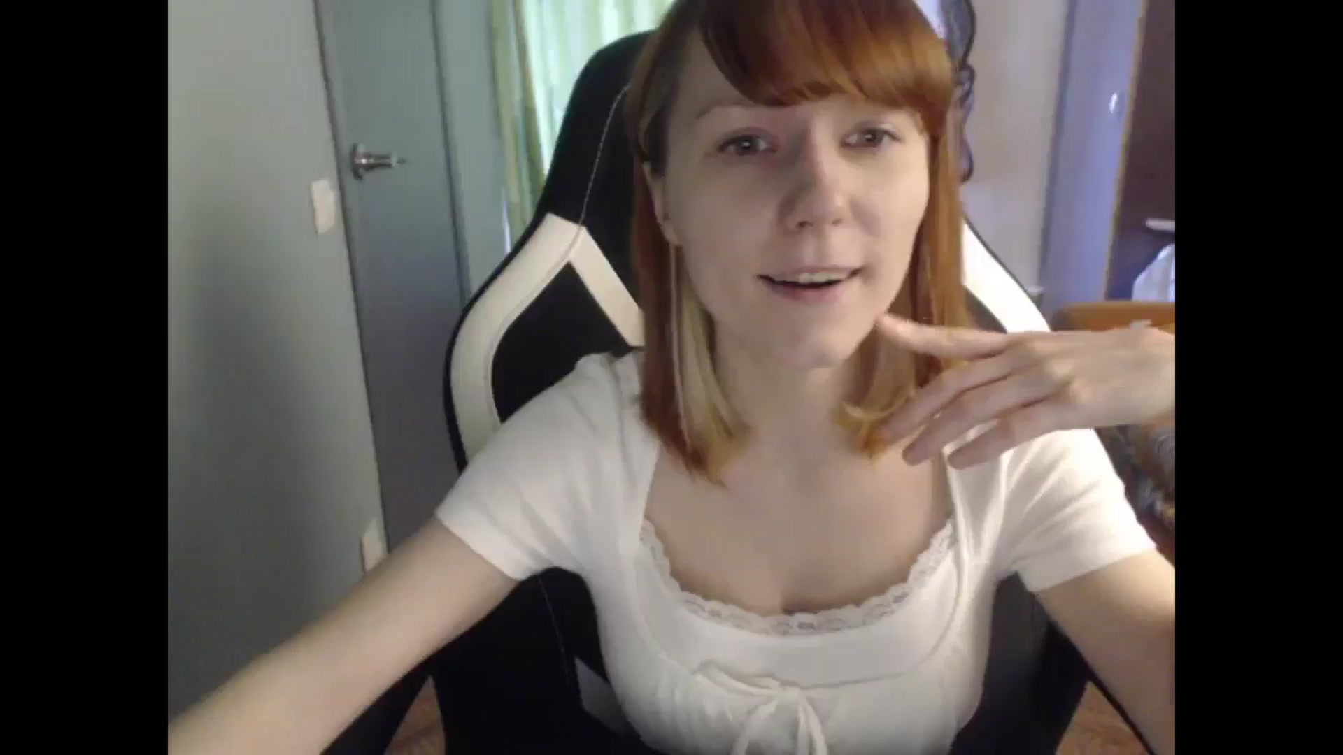 Gallery image thumbnail from NikiFoks18's myfreecams stream on, 03/27/2026, 08:57 image 8 of 20