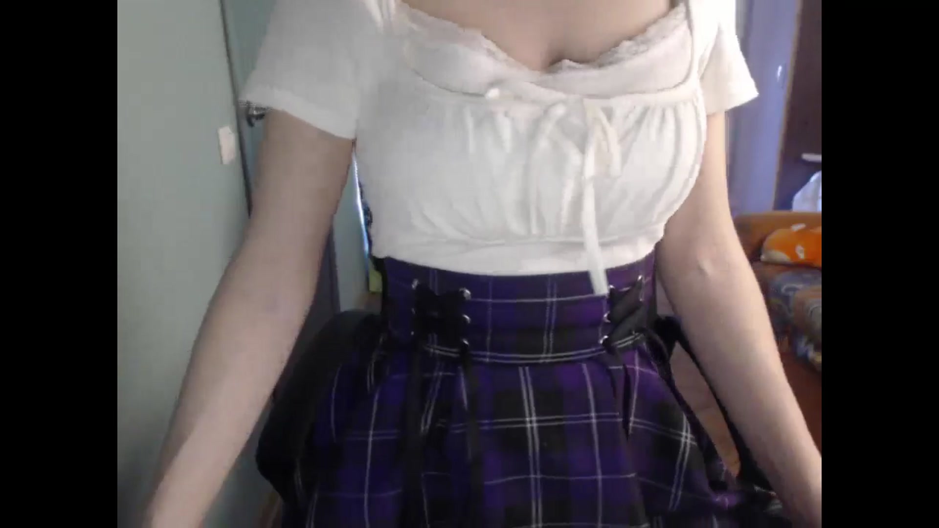 Gallery image thumbnail from NikiFoks18's myfreecams stream on, 03/27/2026, 08:57 image 18 of 20