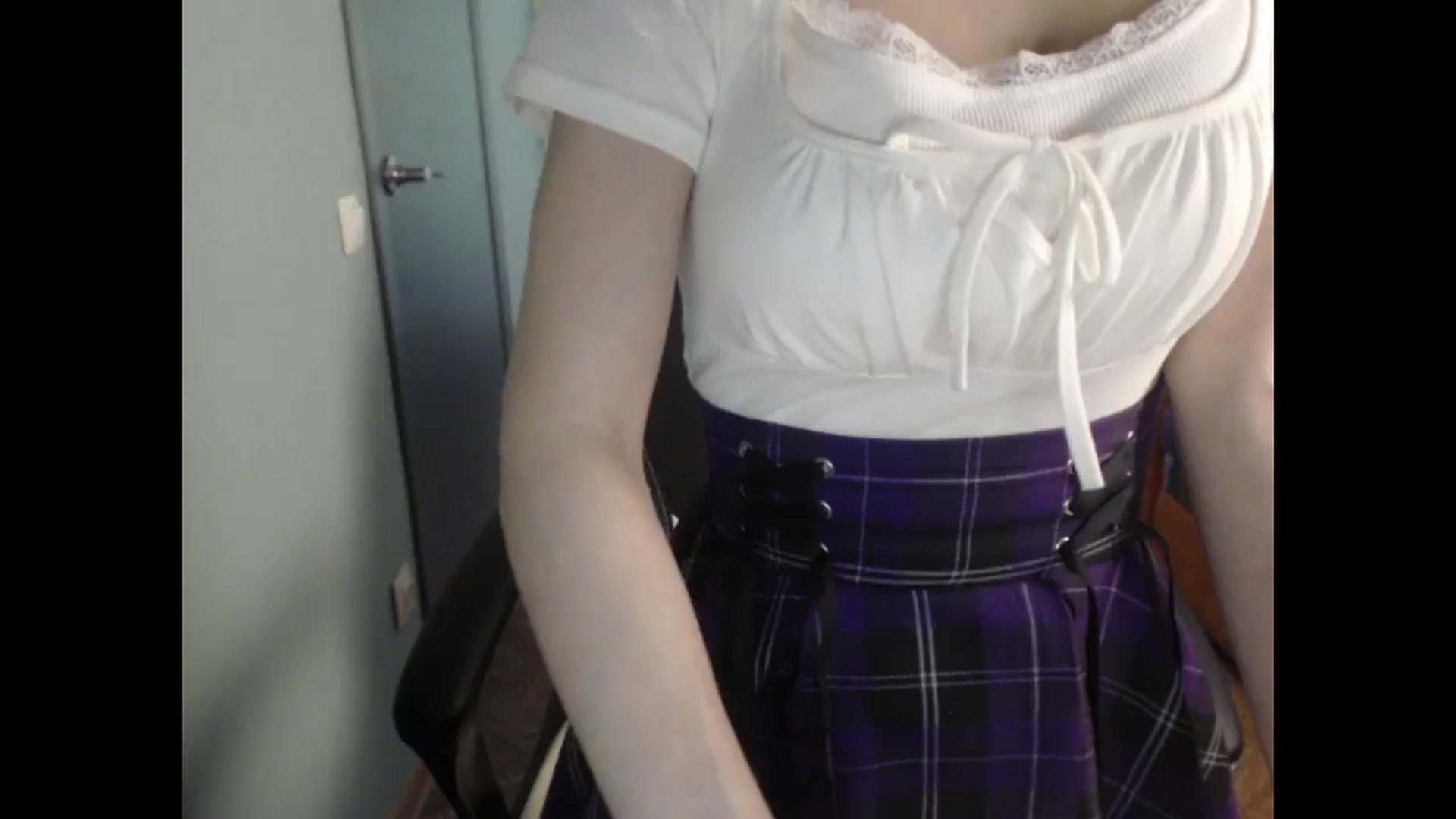 Gallery image thumbnail from NikiFoks18's myfreecams stream on, 03/27/2026, 08:57 image 13 of 20