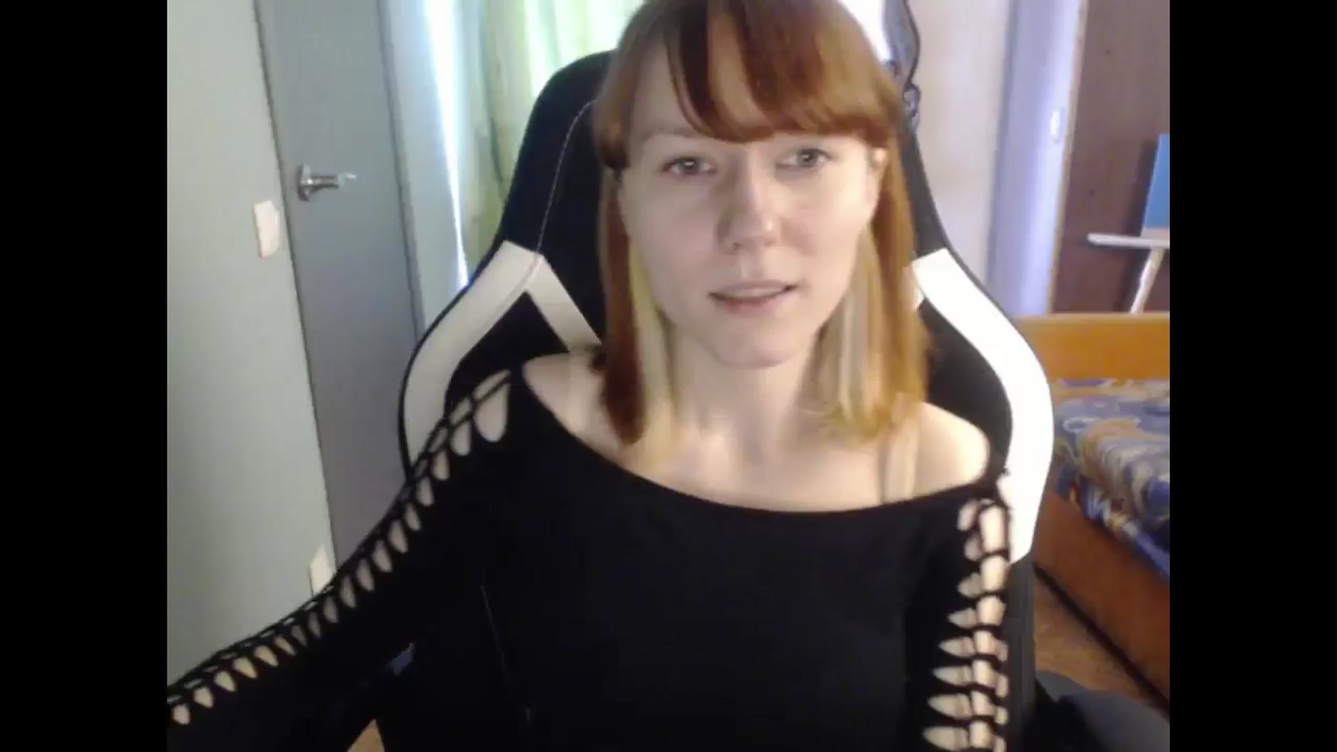Gallery image thumbnail from NikiFoks18's myfreecams stream on, 03/29/2026, 08:23 image 17 of 20