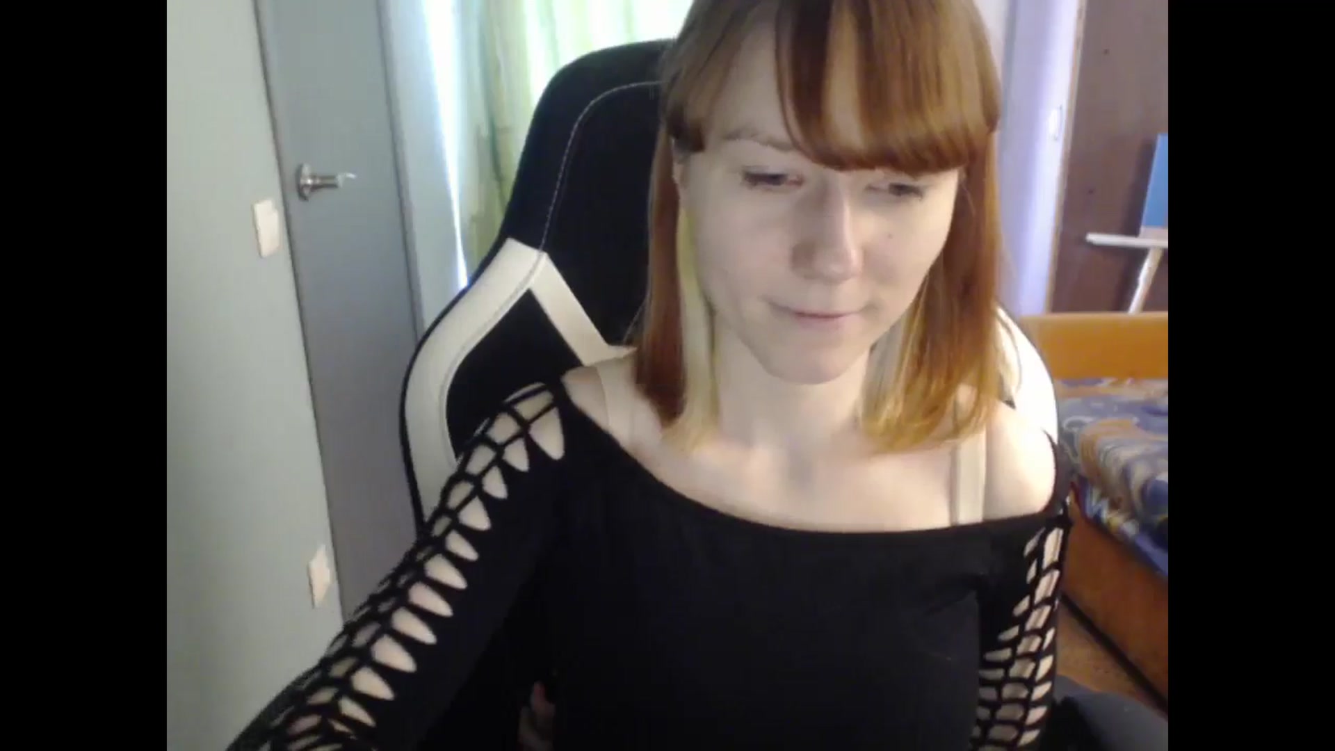 Gallery image thumbnail from NikiFoks18's myfreecams stream on, 03/29/2026, 08:23 image 15 of 20