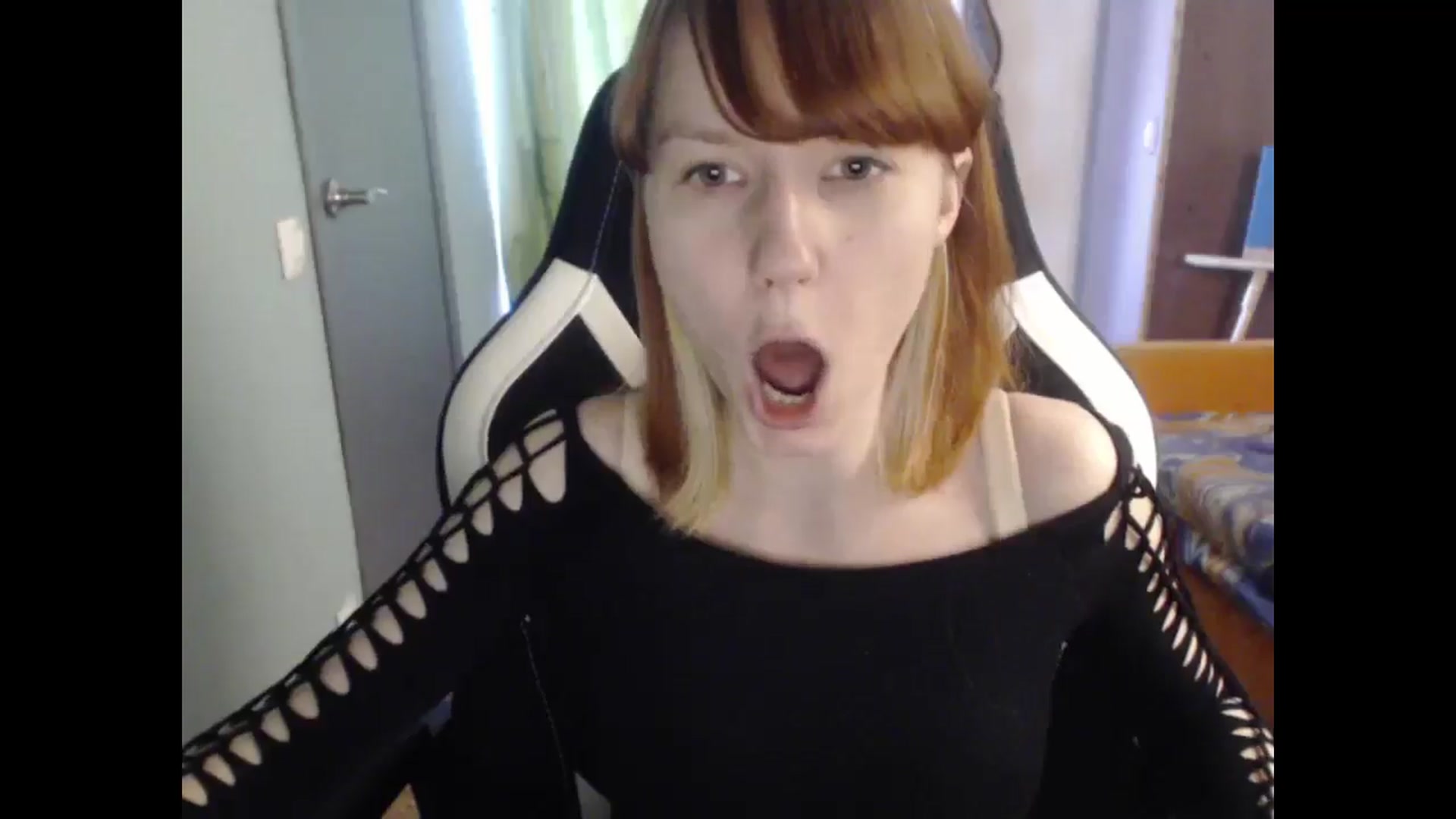 Gallery image thumbnail from NikiFoks18's myfreecams stream on, 03/29/2026, 08:23 image 13 of 20