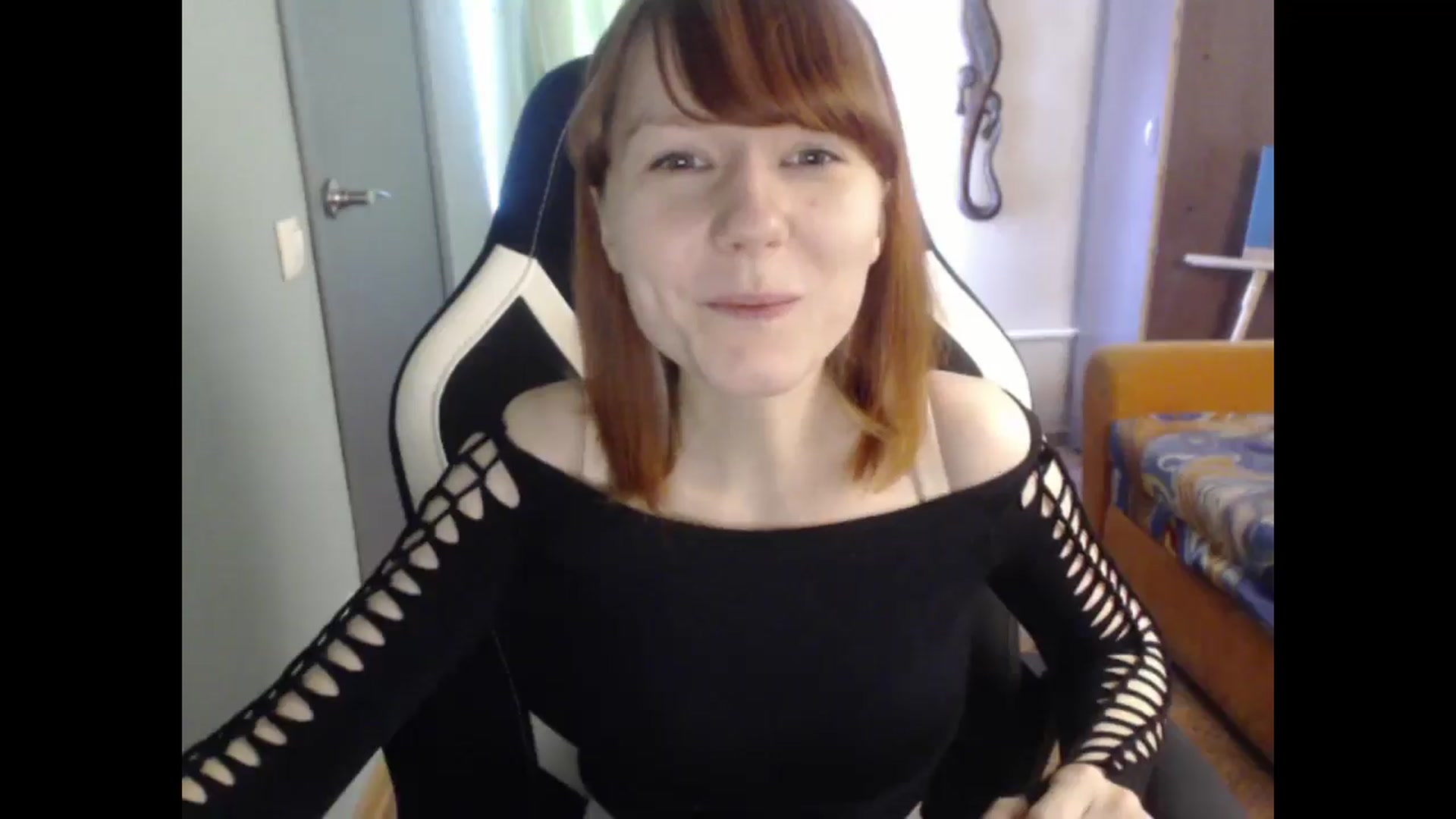 Gallery image thumbnail from NikiFoks18's myfreecams stream on, 03/29/2026, 09:27 image 6 of 20