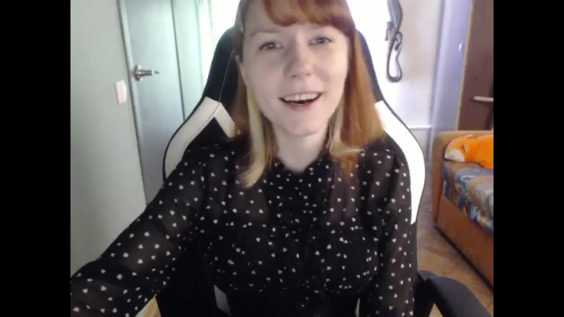 Gallery image thumbnail from NikiFoks18's myfreecams stream on, 03/30/2026, 06:14 image 10 of 20