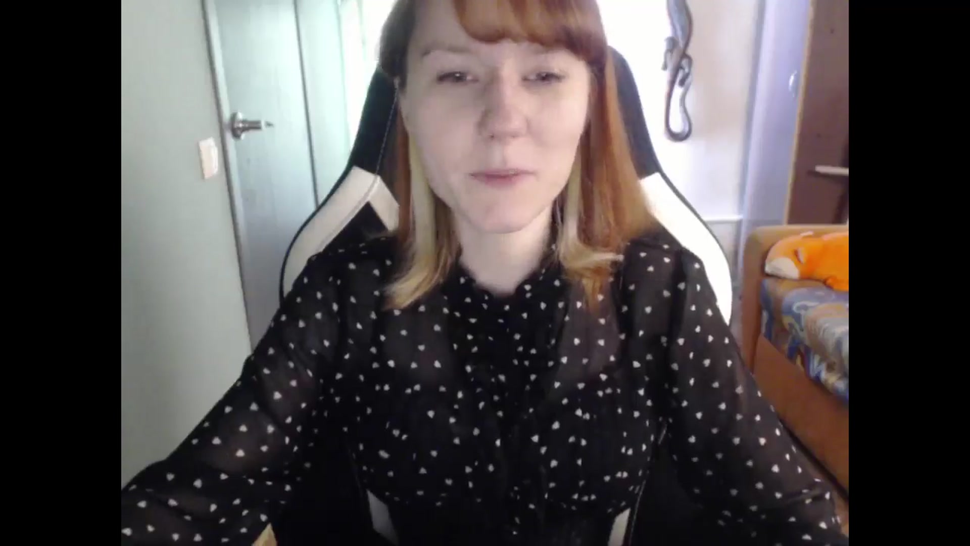Gallery image thumbnail from NikiFoks18's myfreecams stream on, 03/30/2026, 06:14 image 9 of 20