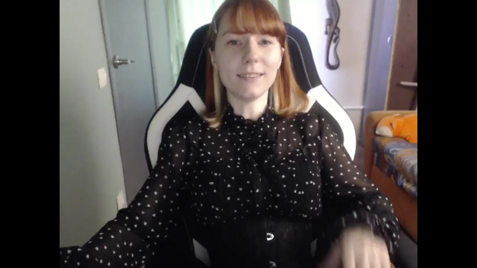 Gallery image thumbnail from NikiFoks18's myfreecams stream on, 03/30/2026, 08:12 image 17 of 20