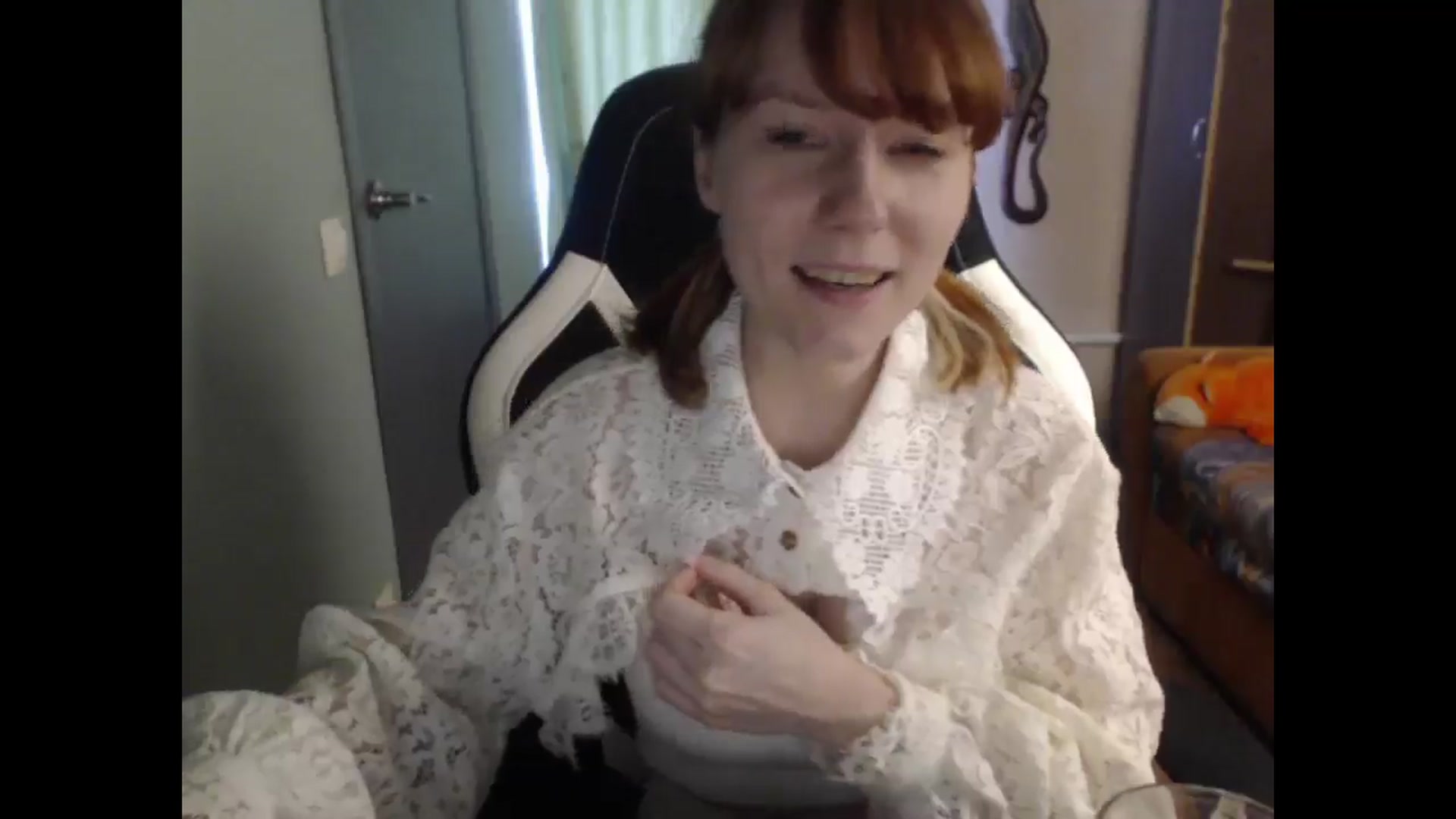 Gallery image thumbnail from NikiFoks18's myfreecams stream on, 03/31/2026, 12:38 image 8 of 20