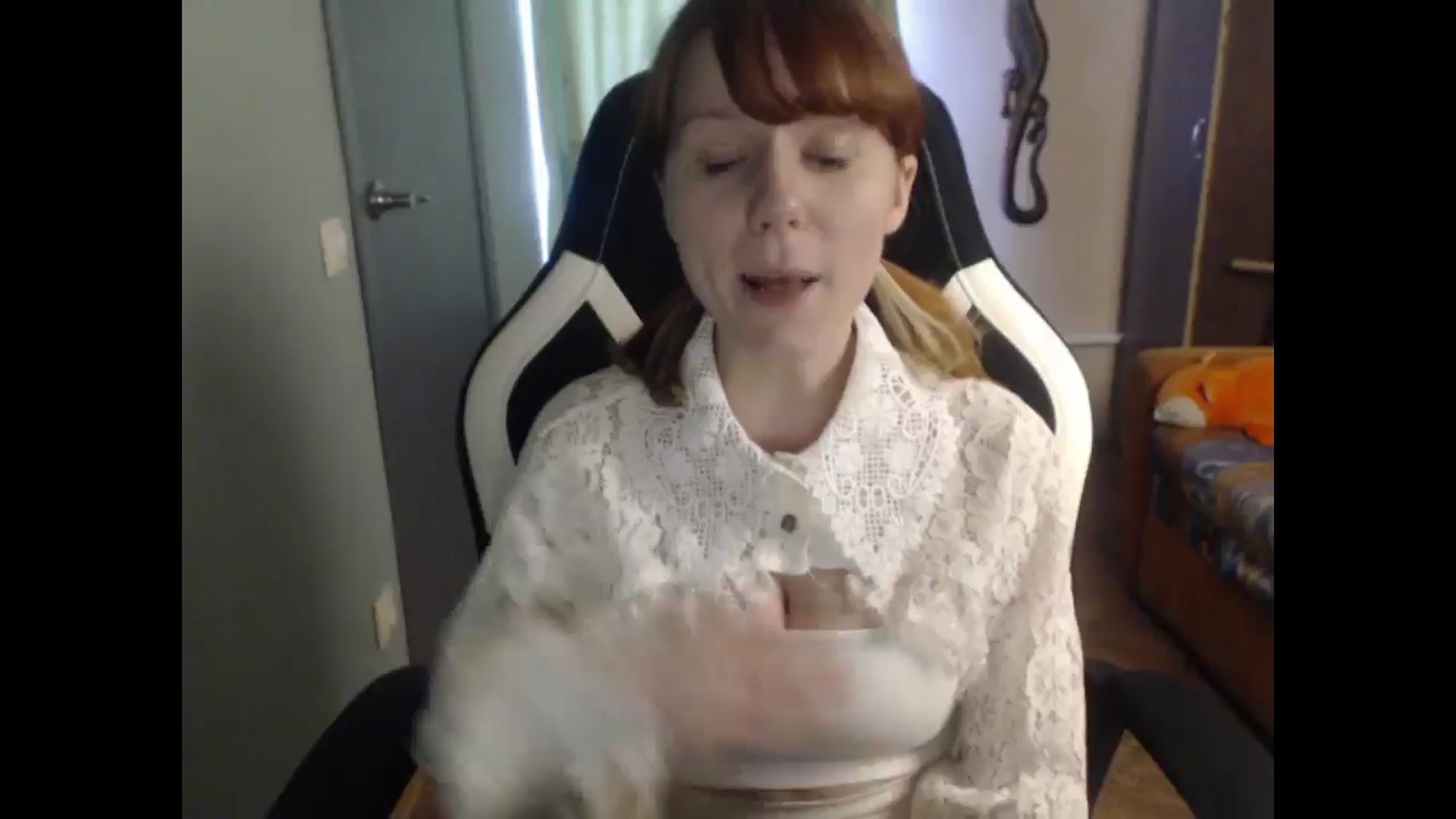 Gallery image thumbnail from NikiFoks18's myfreecams stream on, 03/31/2026, 12:38 image 11 of 20