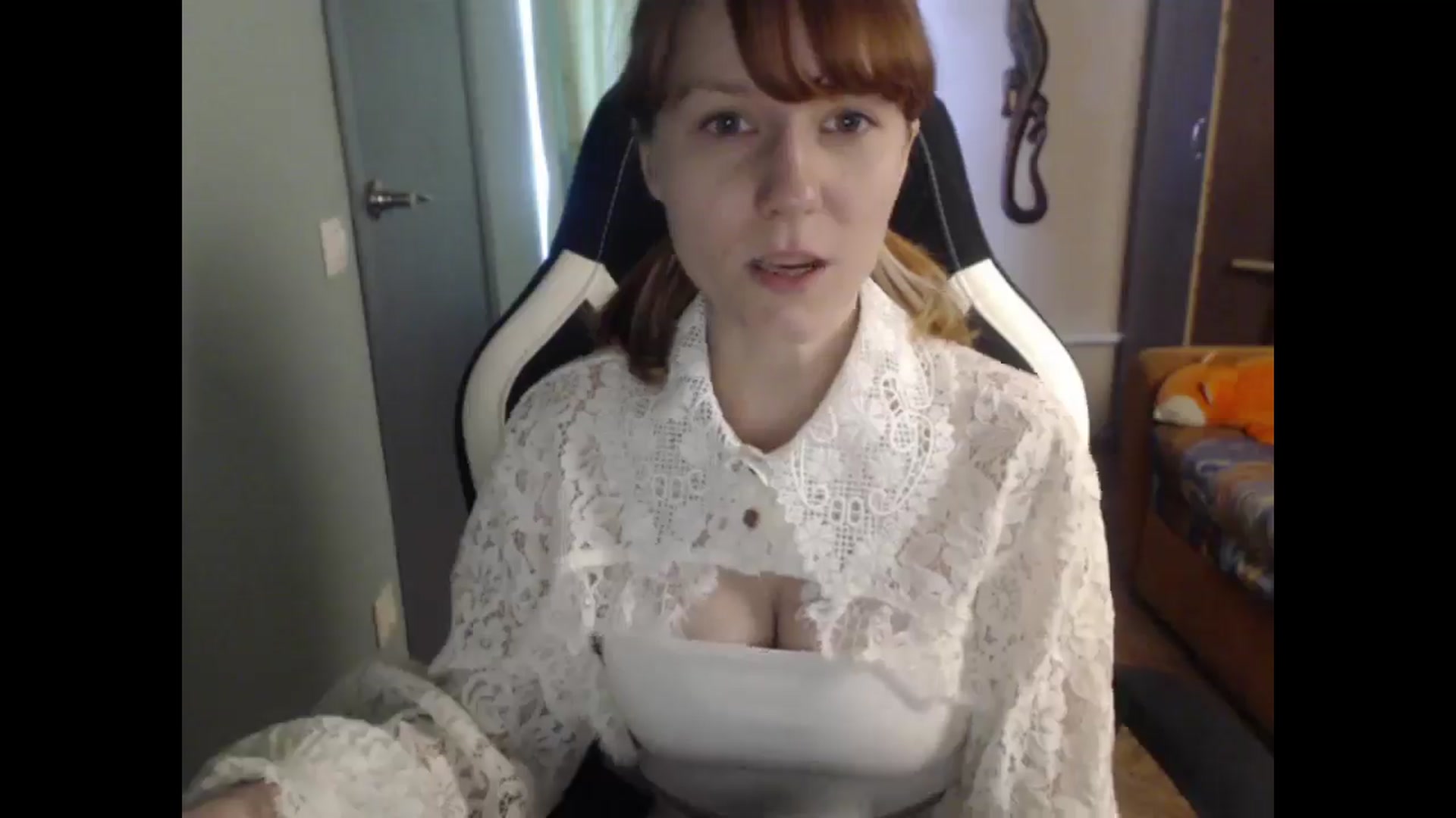 Gallery image thumbnail from NikiFoks18's myfreecams stream on, 03/31/2026, 12:38 image 17 of 20
