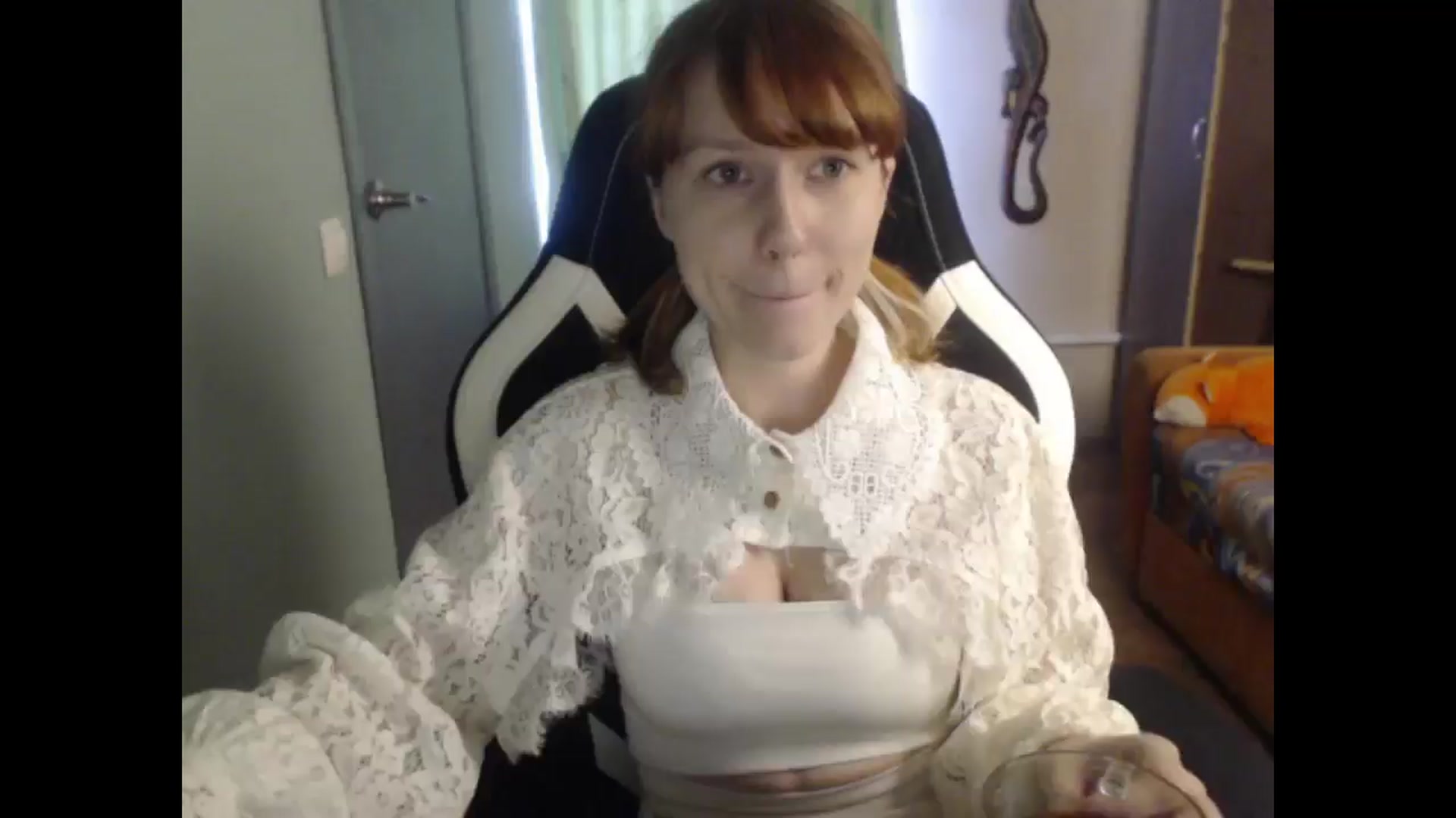 Gallery image thumbnail from NikiFoks18's myfreecams stream on, 03/31/2026, 12:38 image 7 of 20