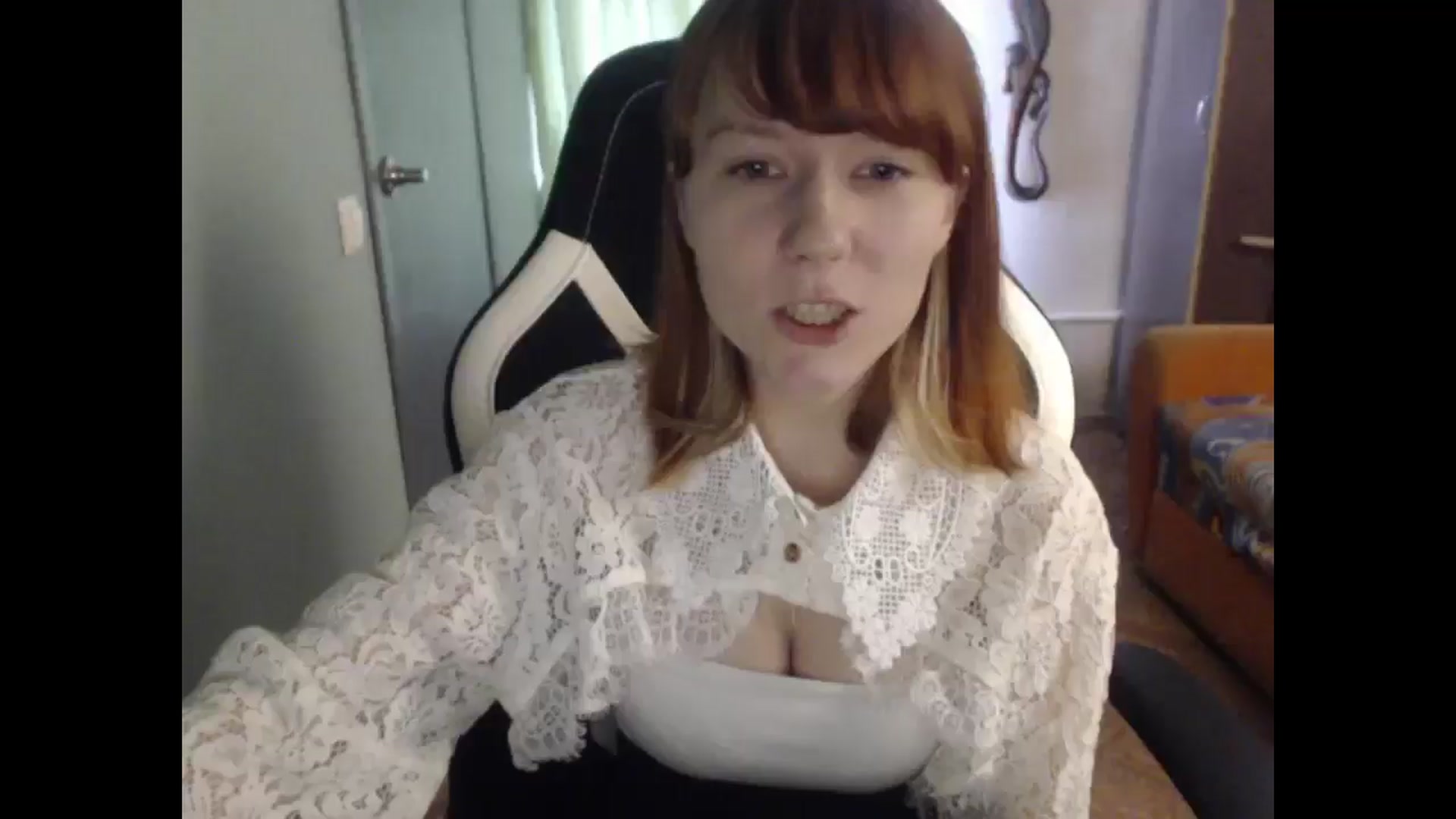 Gallery image thumbnail from NikiFoks18's myfreecams stream on, 04/03/2026, 06:41 image 13 of 20
