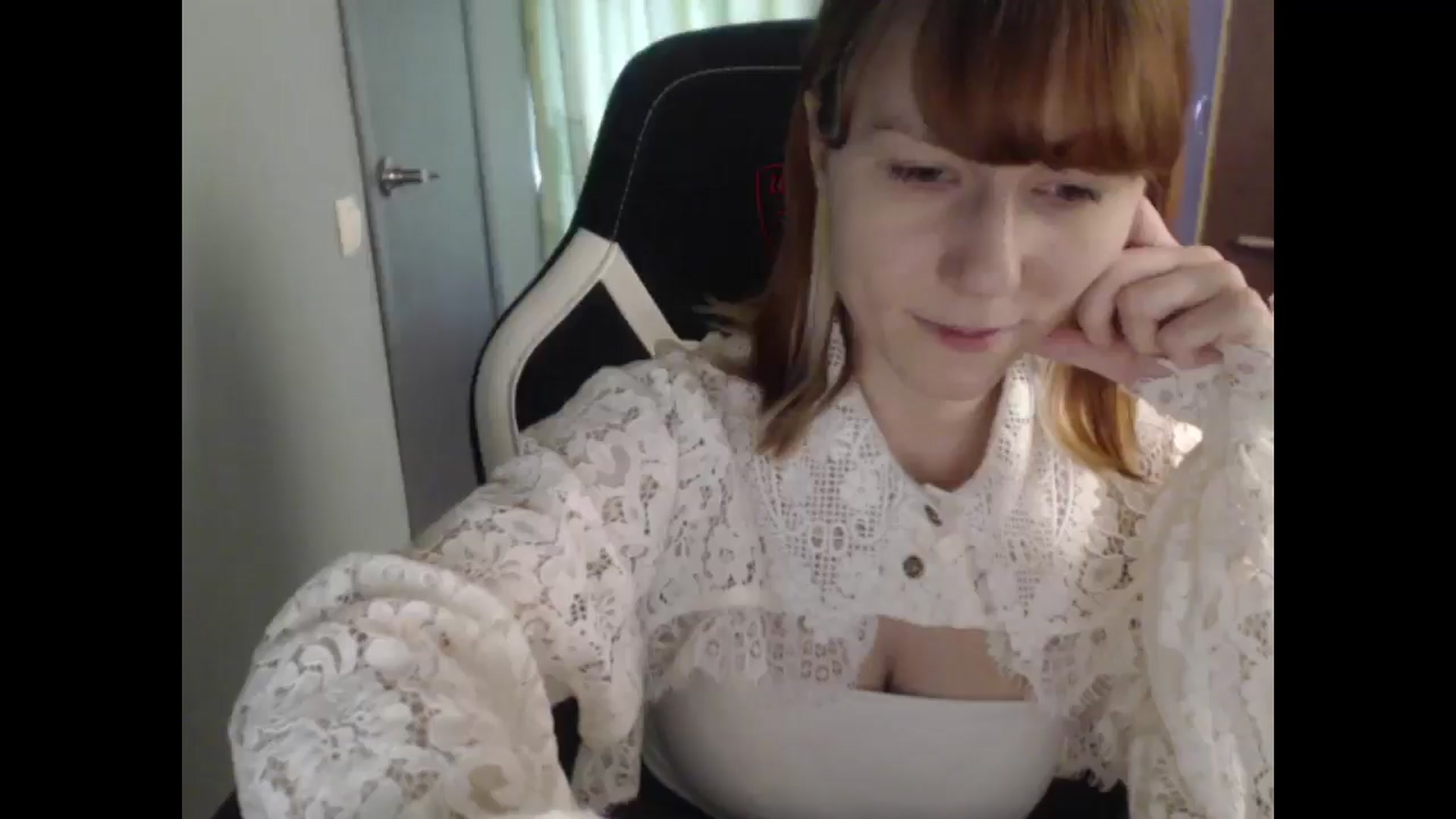 Gallery image thumbnail from NikiFoks18's myfreecams stream on, 04/03/2026, 09:23 image 5 of 20