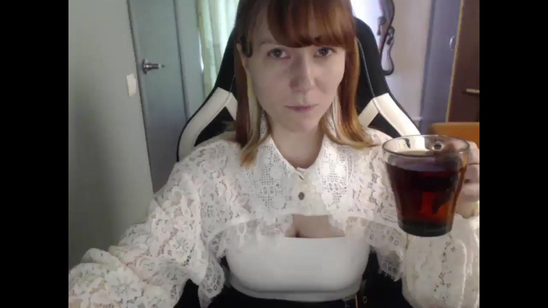 Gallery image thumbnail from NikiFoks18's myfreecams stream on, 04/03/2026, 09:23 image 10 of 20
