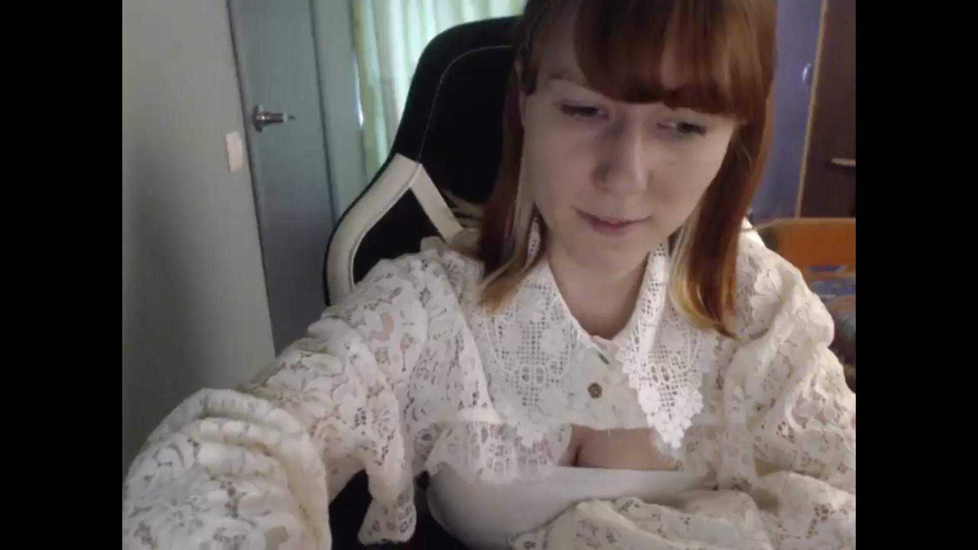 Gallery image thumbnail from NikiFoks18's myfreecams stream on, 04/03/2026, 09:23 image 6 of 20