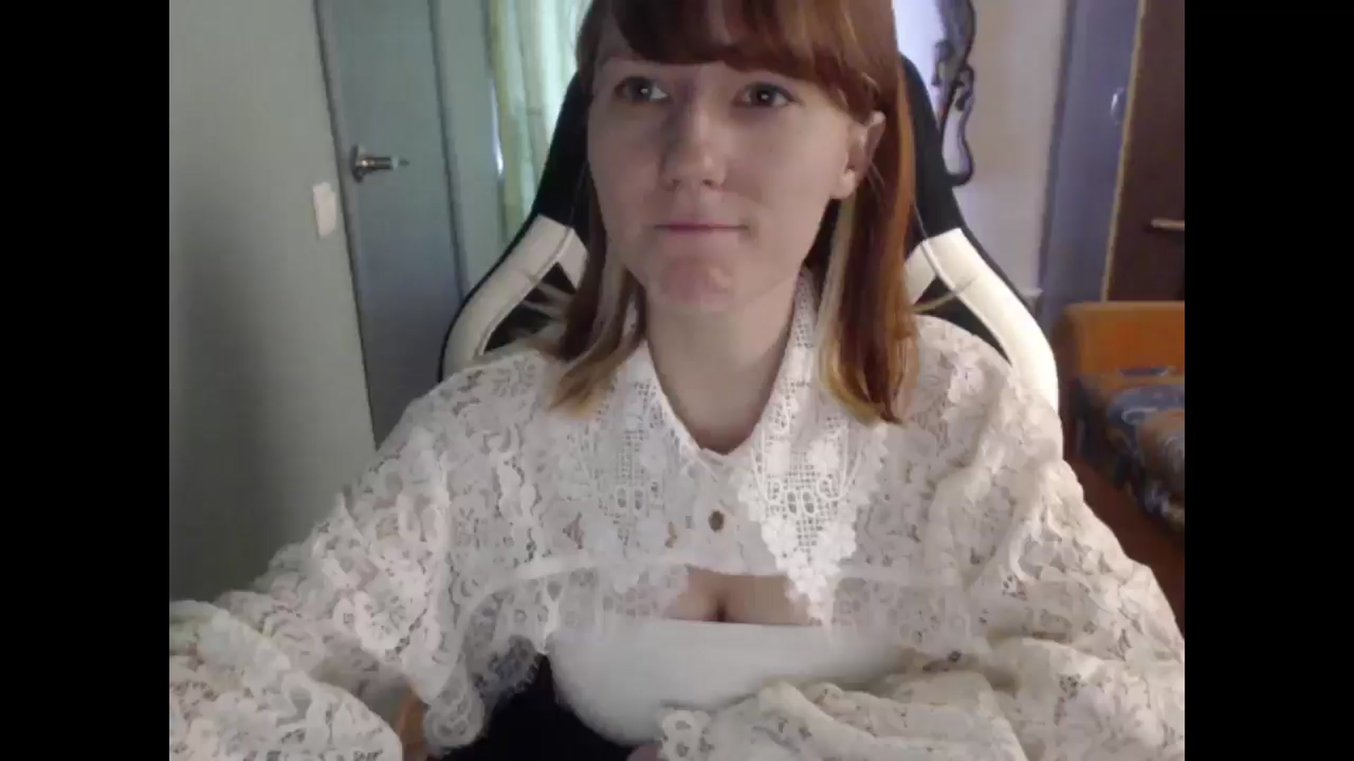 Gallery image thumbnail from NikiFoks18's myfreecams stream on, 04/03/2026, 09:23 image 7 of 20