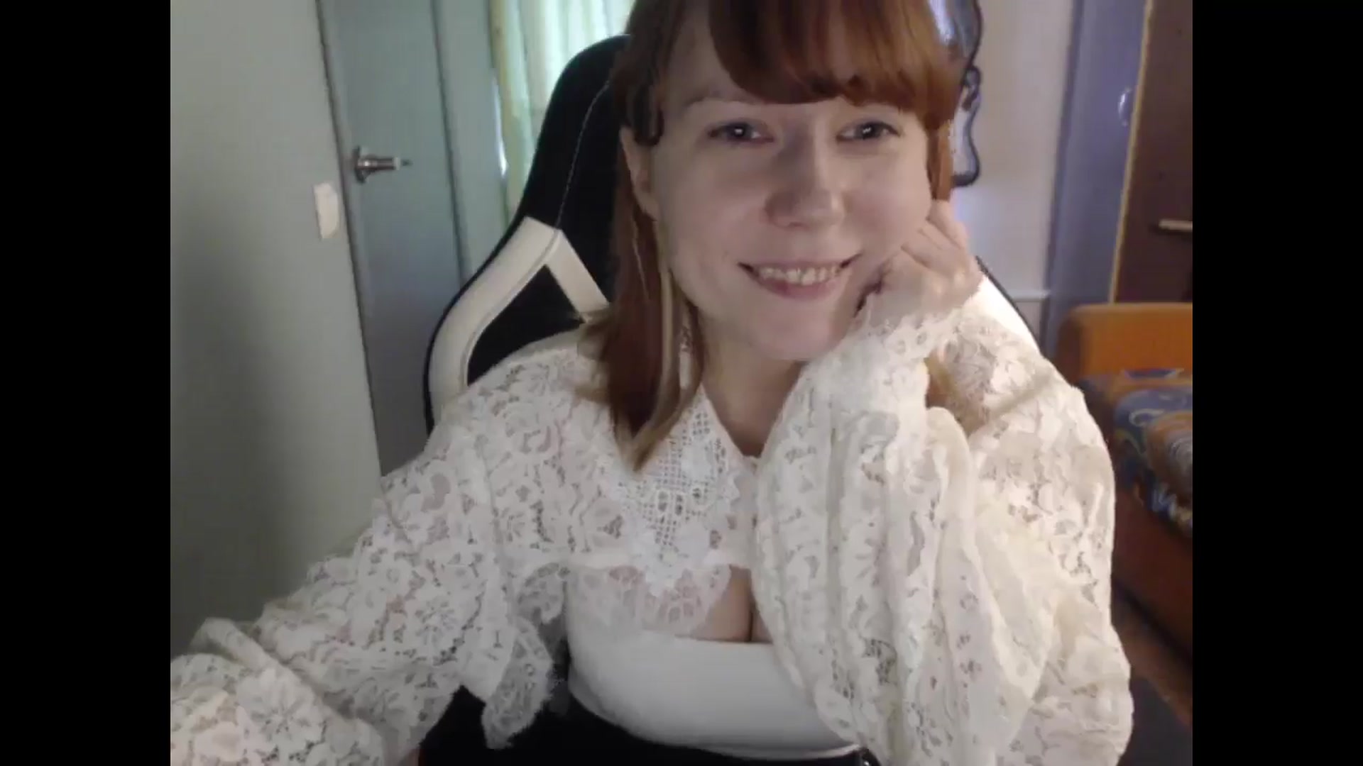 Gallery image thumbnail from NikiFoks18's myfreecams stream on, 04/03/2026, 09:23 image 2 of 20