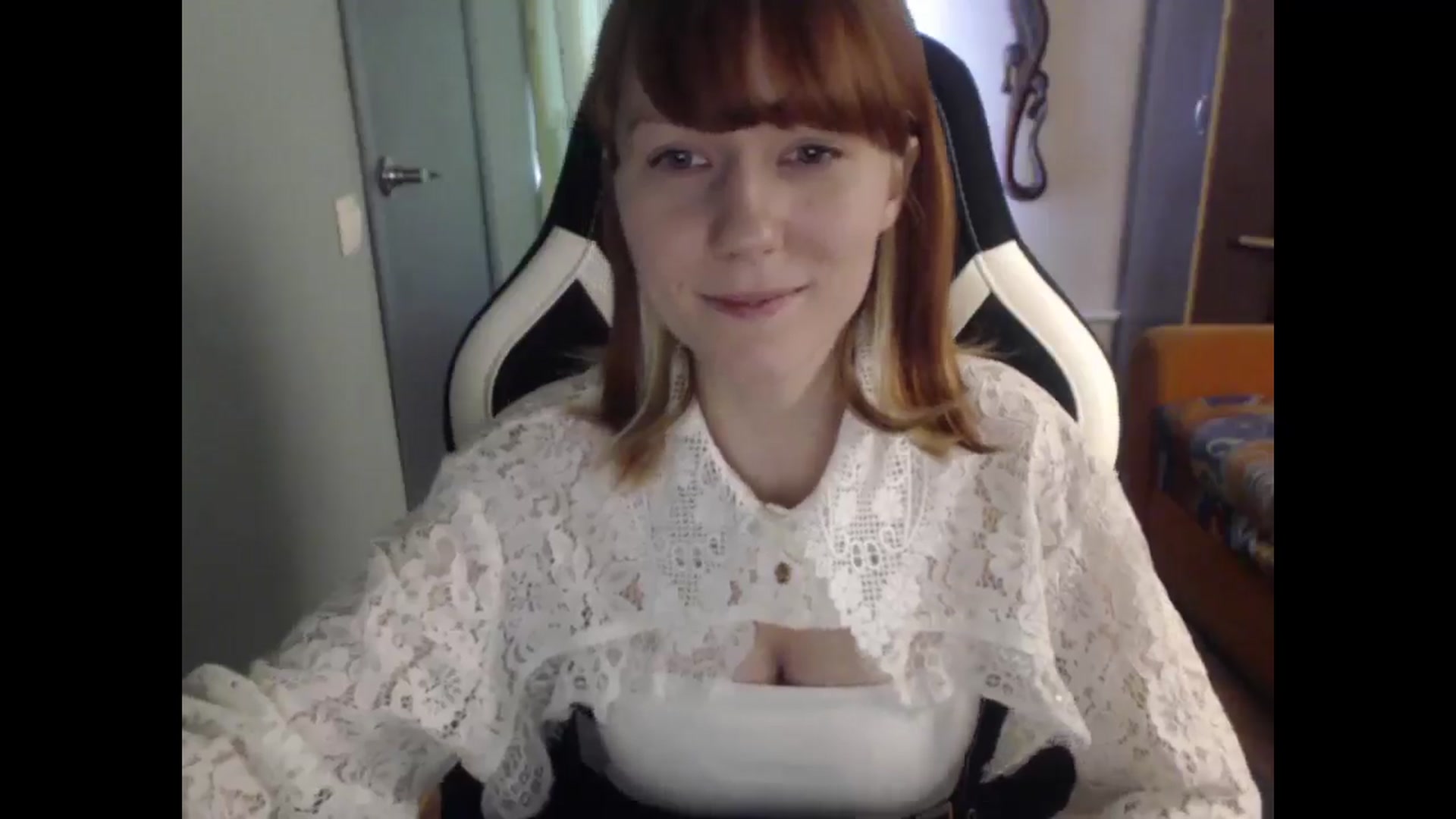 Gallery image thumbnail from NikiFoks18's myfreecams stream on, 04/03/2026, 09:23 image 17 of 20
