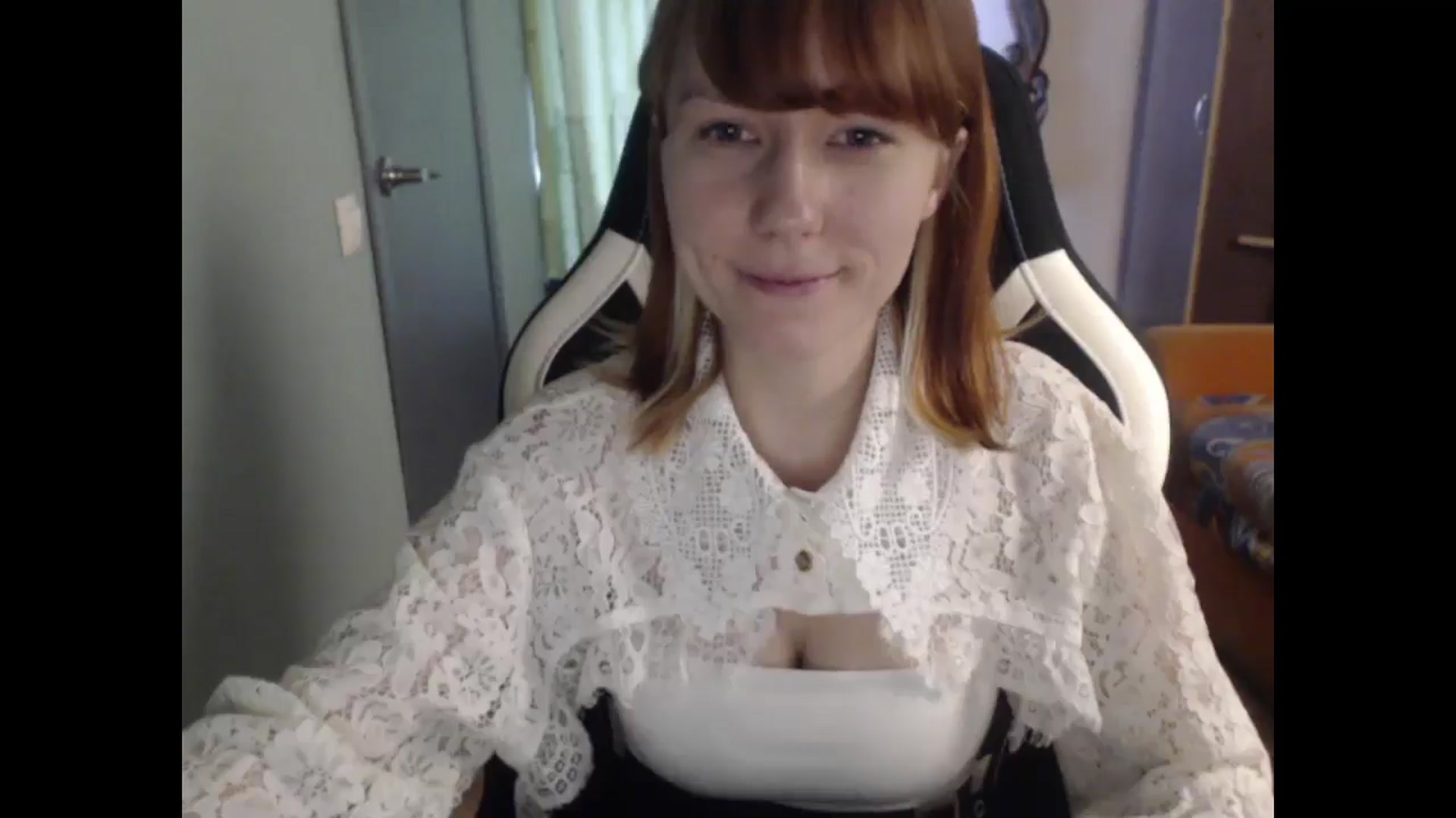 Gallery image thumbnail from NikiFoks18's myfreecams stream on, 04/03/2026, 09:23 image 9 of 20