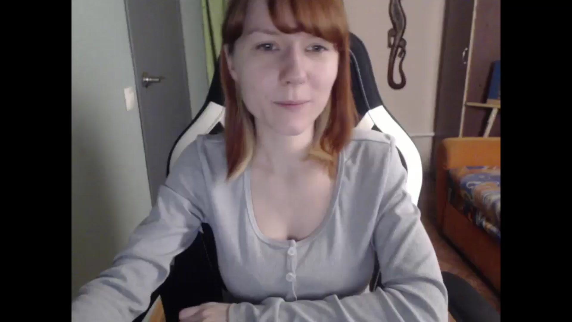 Gallery image thumbnail from NikiFoks18's myfreecams stream on, 04/06/2026, 24:52 image 8 of 20