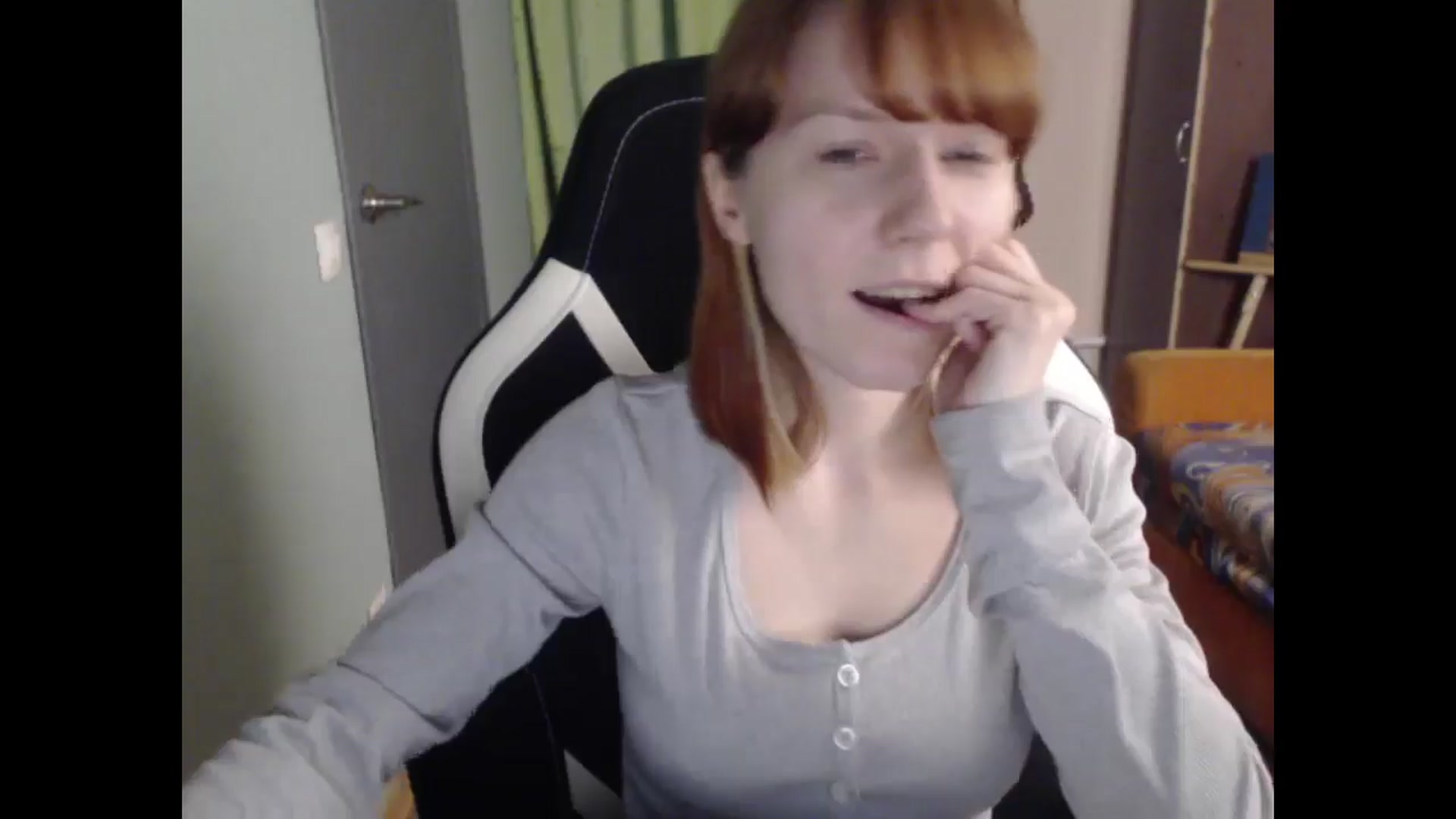 Gallery image thumbnail from NikiFoks18's myfreecams stream on, 04/06/2026, 02:44 image 6 of 20
