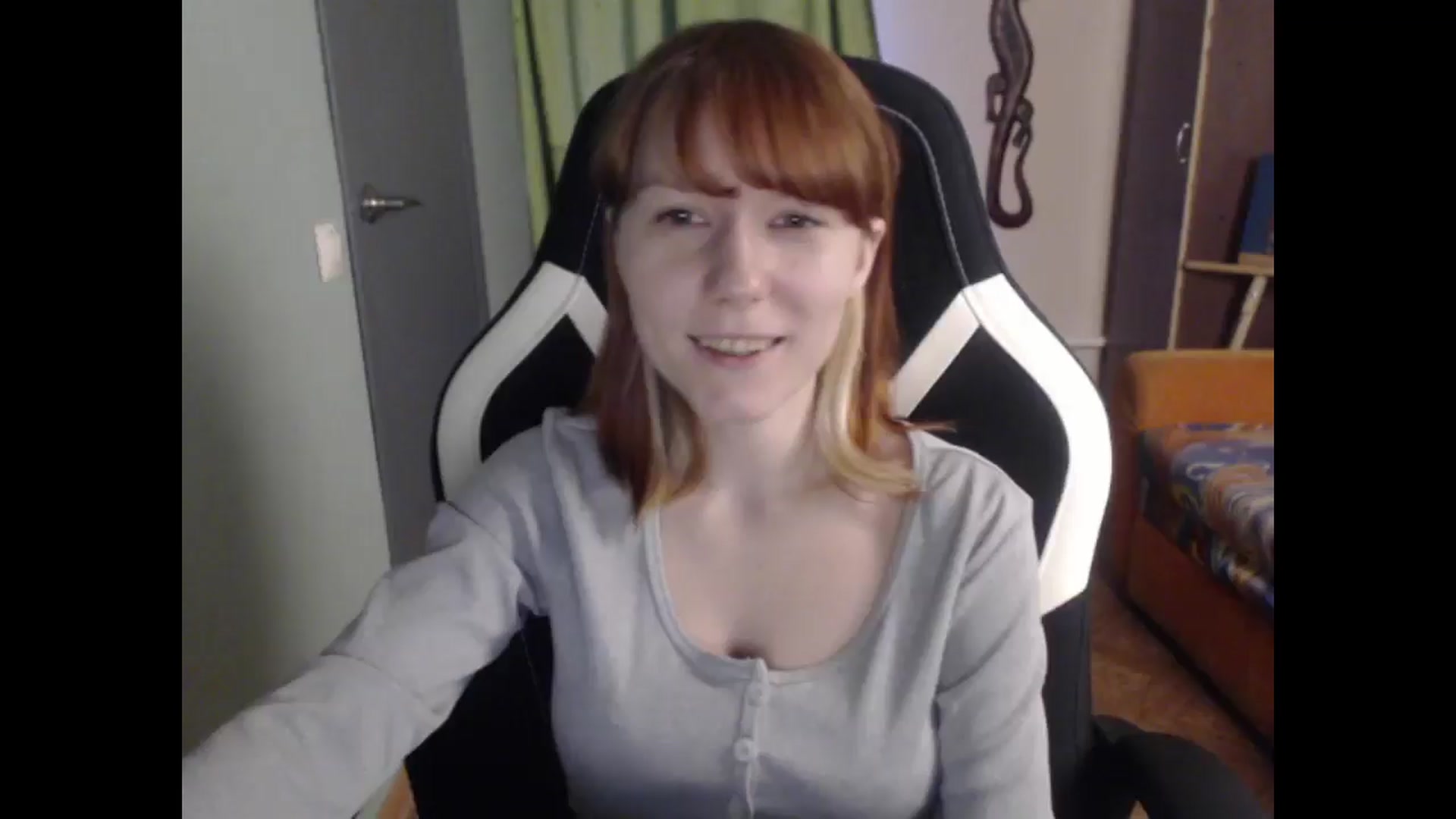 Gallery image thumbnail from NikiFoks18's myfreecams stream on, 04/06/2026, 02:44 image 18 of 20