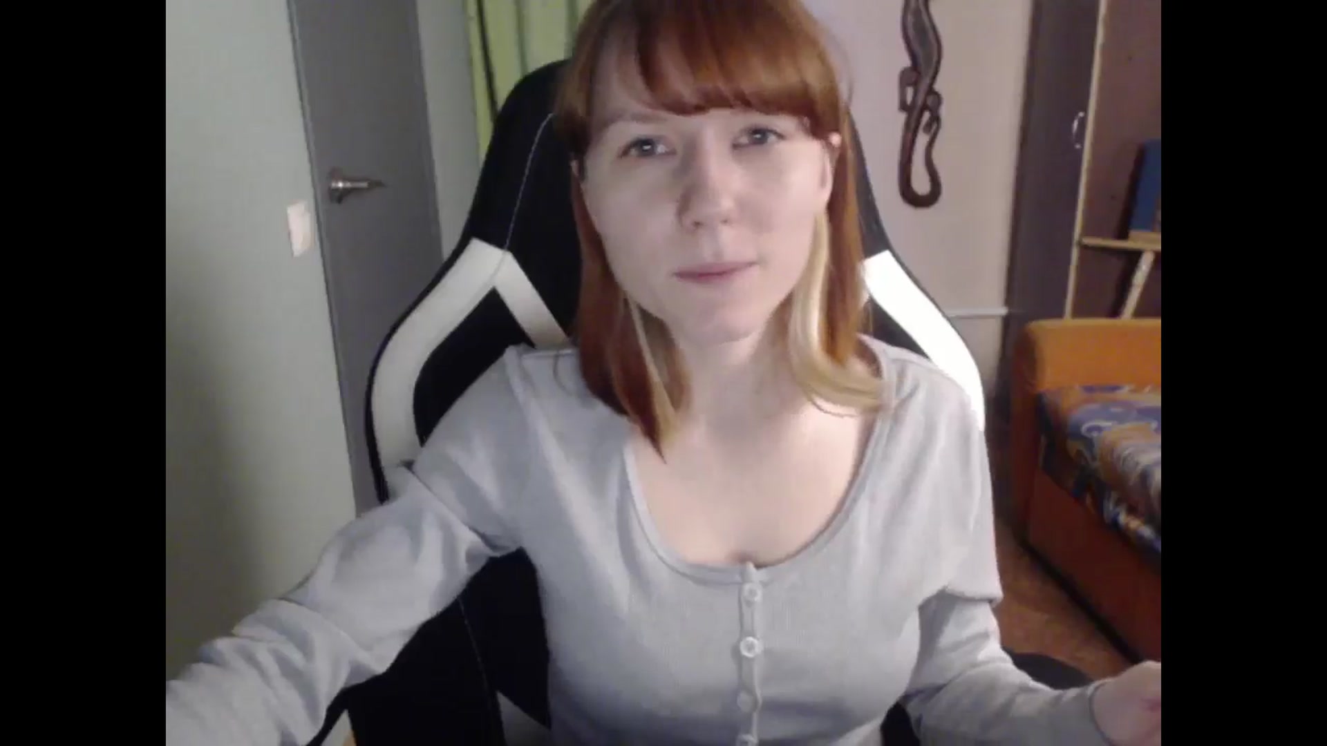 Gallery image thumbnail from NikiFoks18's myfreecams stream on, 04/06/2026, 02:44 image 9 of 20