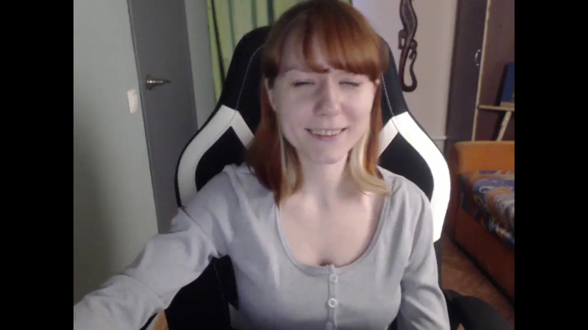 Gallery image thumbnail from NikiFoks18's myfreecams stream on, 04/06/2026, 02:44 image 16 of 20