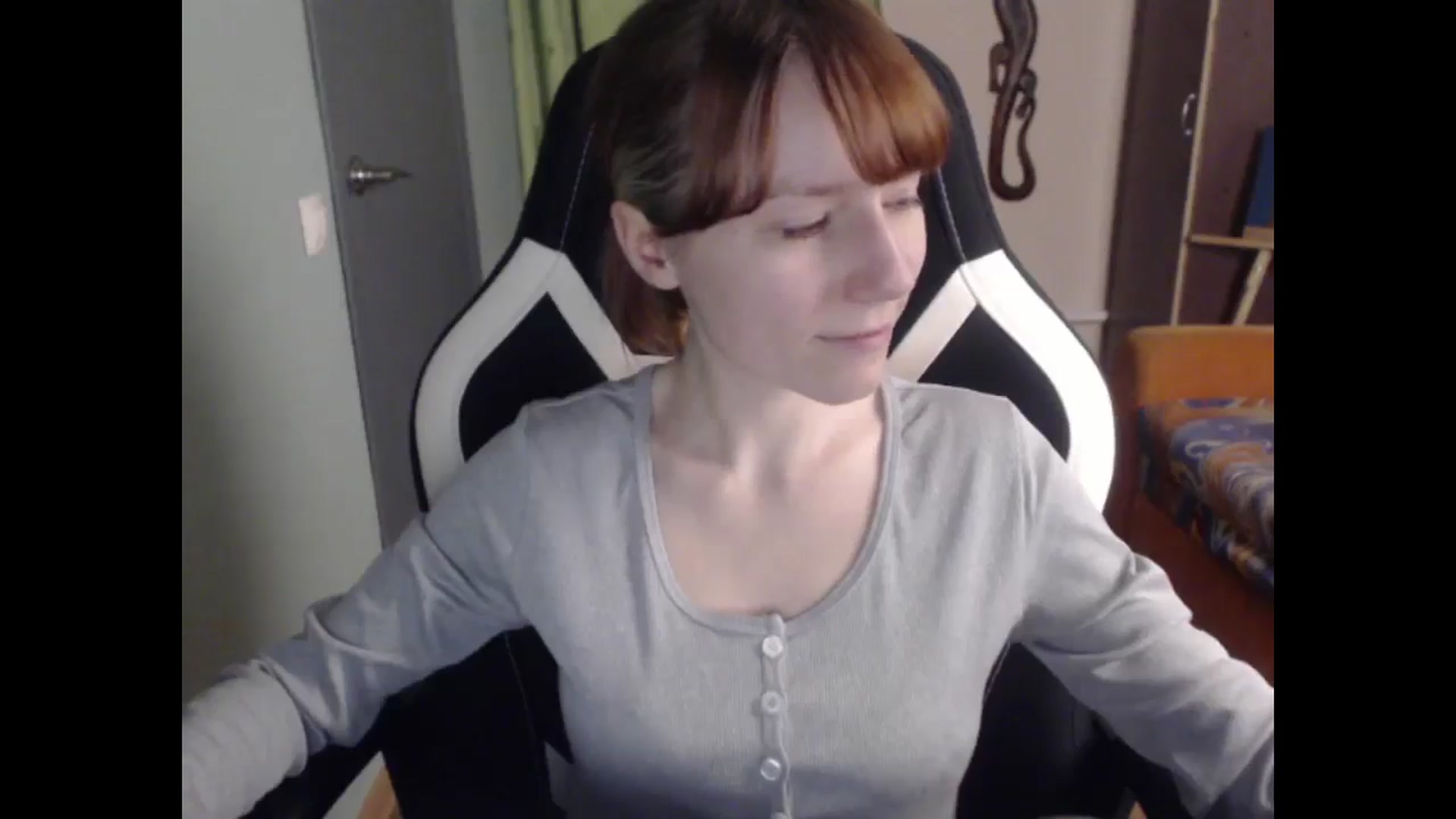Gallery image thumbnail from NikiFoks18's myfreecams stream on, 04/07/2026, 02:13 image 3 of 20