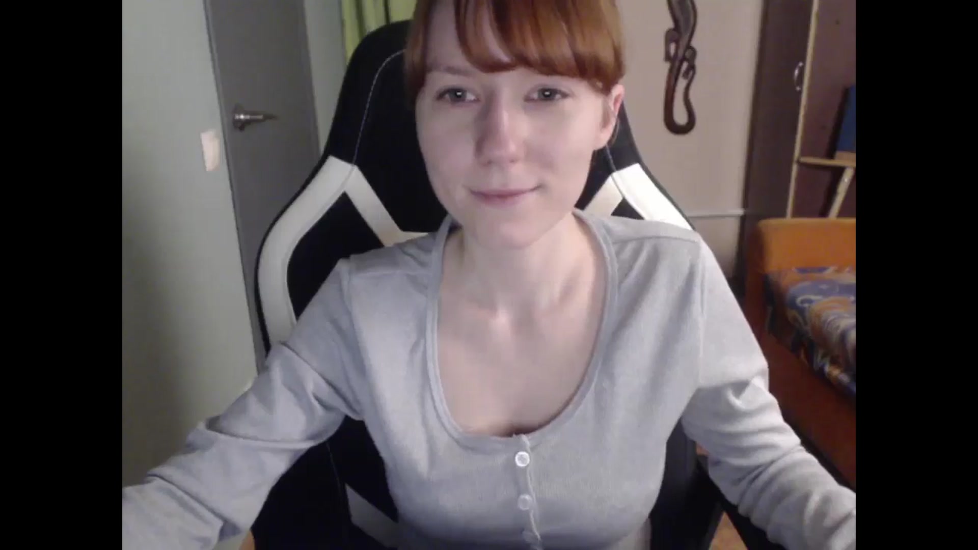 Gallery image thumbnail from NikiFoks18's myfreecams stream on, 04/07/2026, 02:13 image 7 of 20