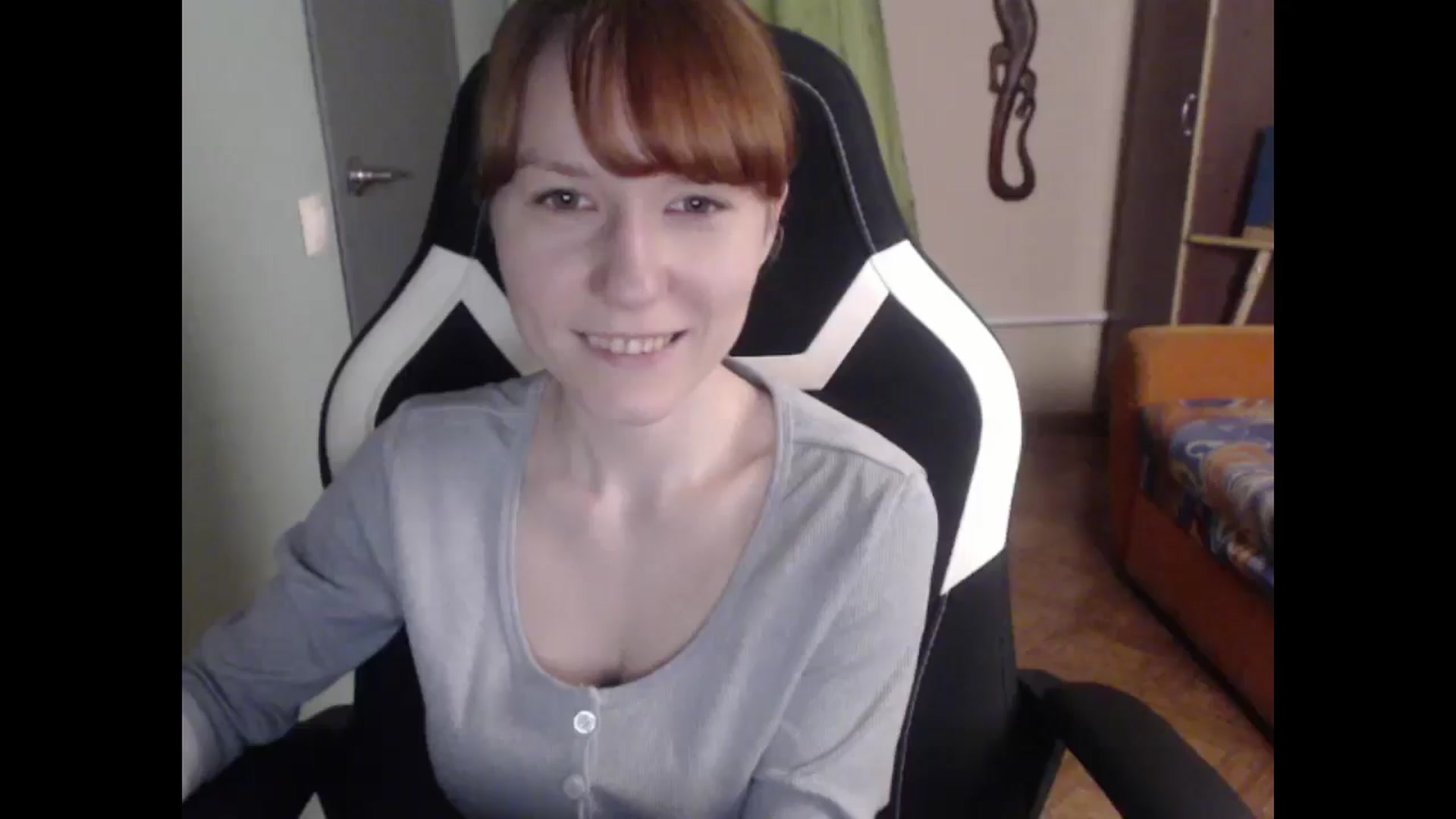 Gallery image thumbnail from NikiFoks18's myfreecams stream on, 04/07/2026, 02:13 image 5 of 20