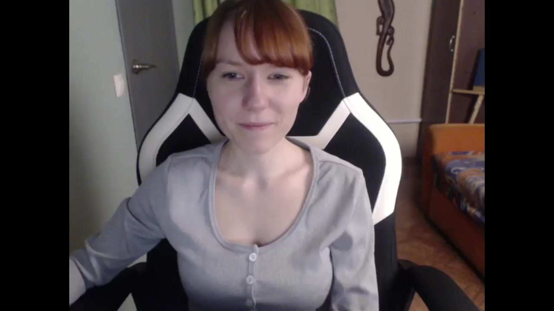Gallery image thumbnail from NikiFoks18's myfreecams stream on, 04/07/2026, 02:13 image 6 of 20