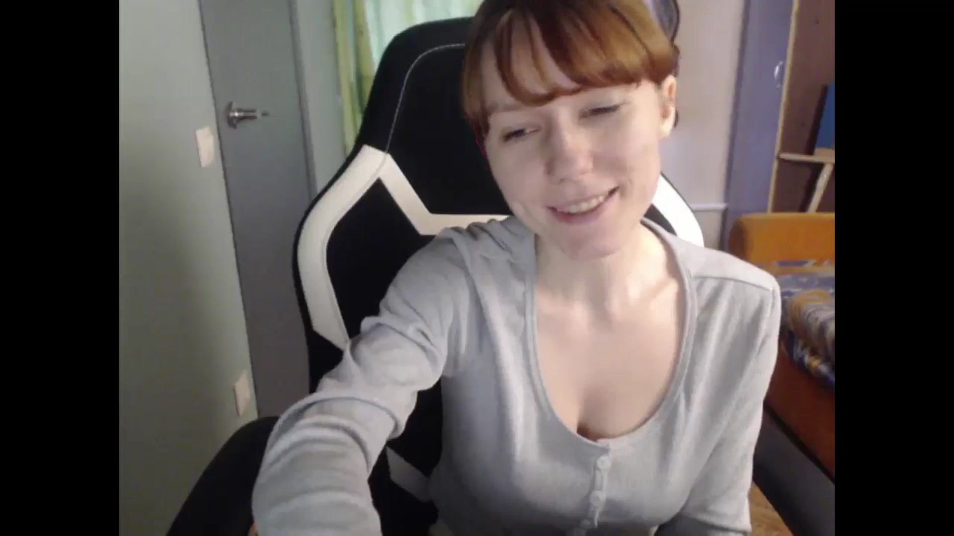 Gallery image thumbnail from NikiFoks18's myfreecams stream on, 04/07/2026, 05:04 image 8 of 20