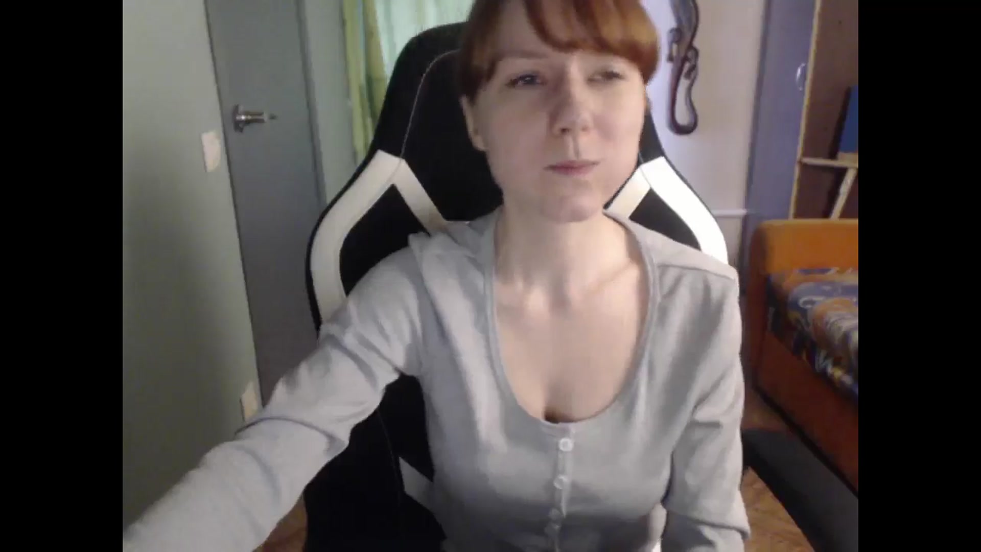 Gallery image thumbnail from NikiFoks18's myfreecams stream on, 04/07/2026, 05:04 image 6 of 20