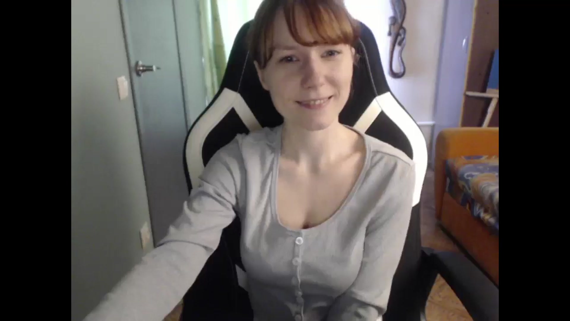 Gallery image thumbnail from NikiFoks18's myfreecams stream on, 04/07/2026, 05:04 image 18 of 20