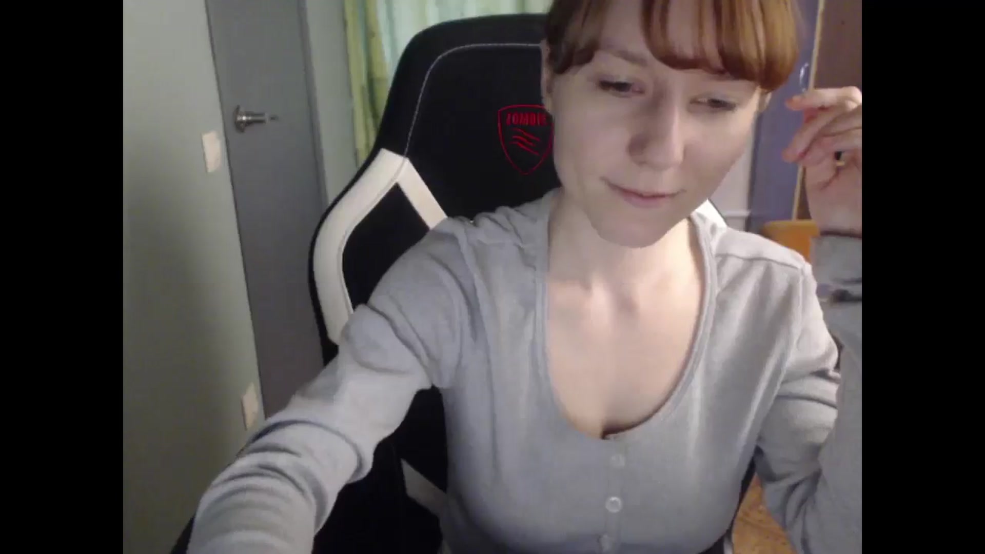 Gallery image thumbnail from NikiFoks18's myfreecams stream on, 04/07/2026, 05:04 image 3 of 20