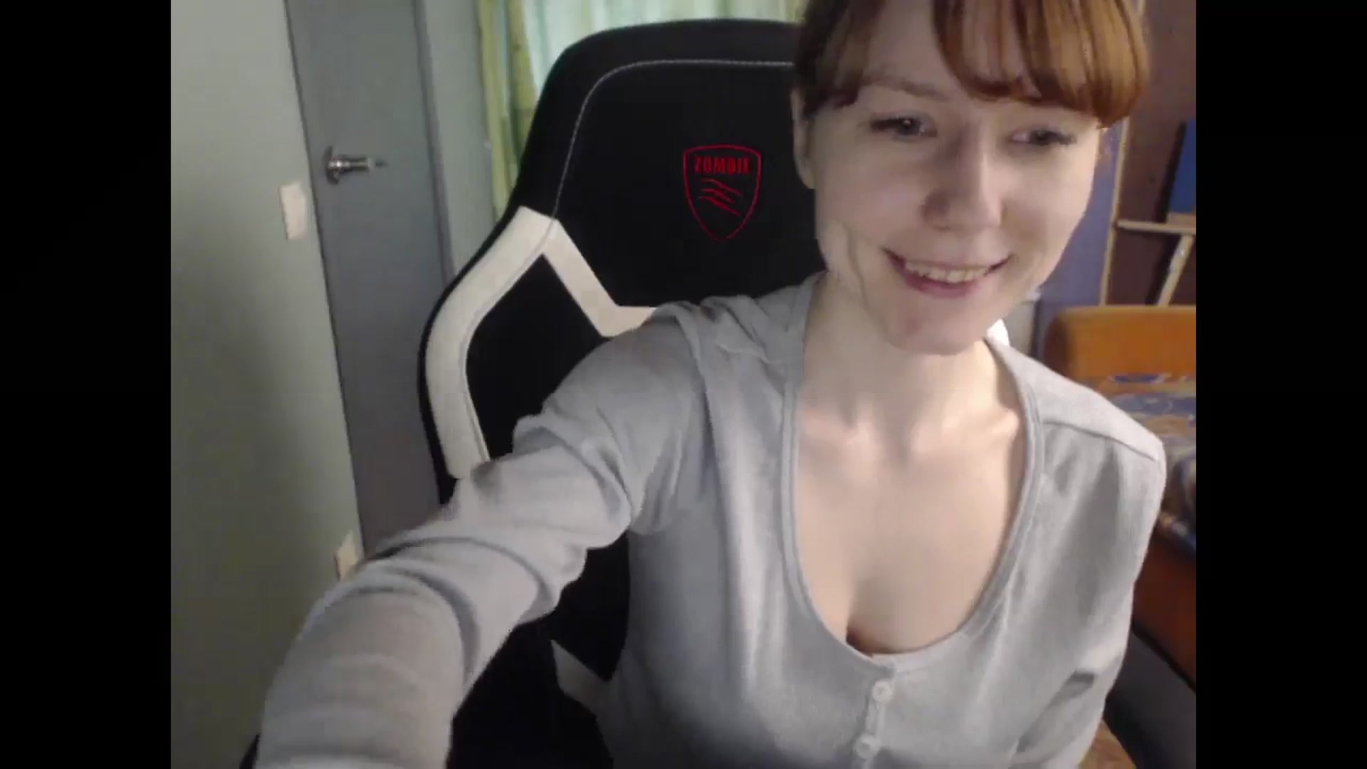 Gallery image thumbnail from NikiFoks18's myfreecams stream on, 04/07/2026, 05:04 image 5 of 20