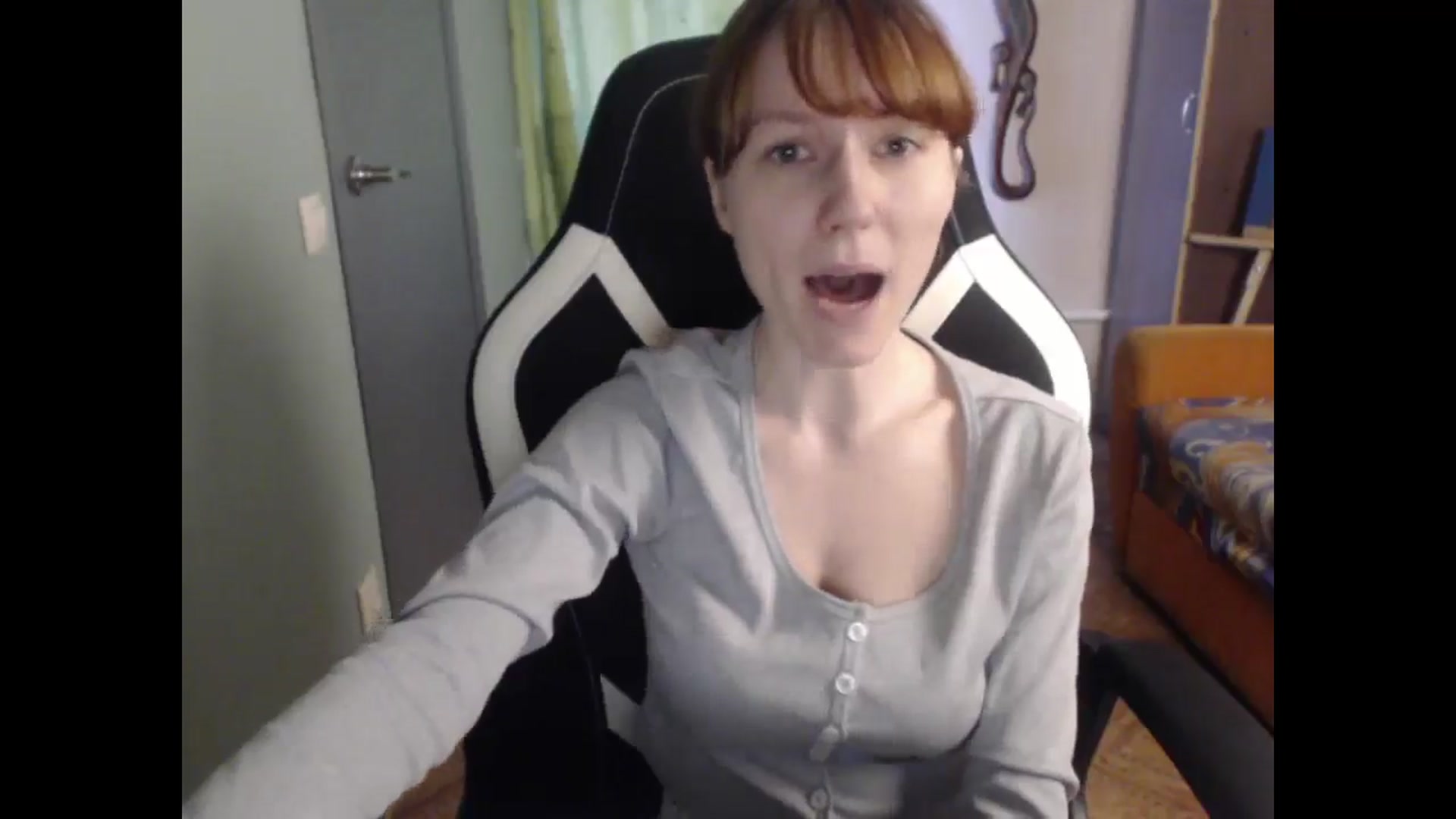 Gallery image thumbnail from NikiFoks18's myfreecams stream on, 04/07/2026, 05:04 image 10 of 20