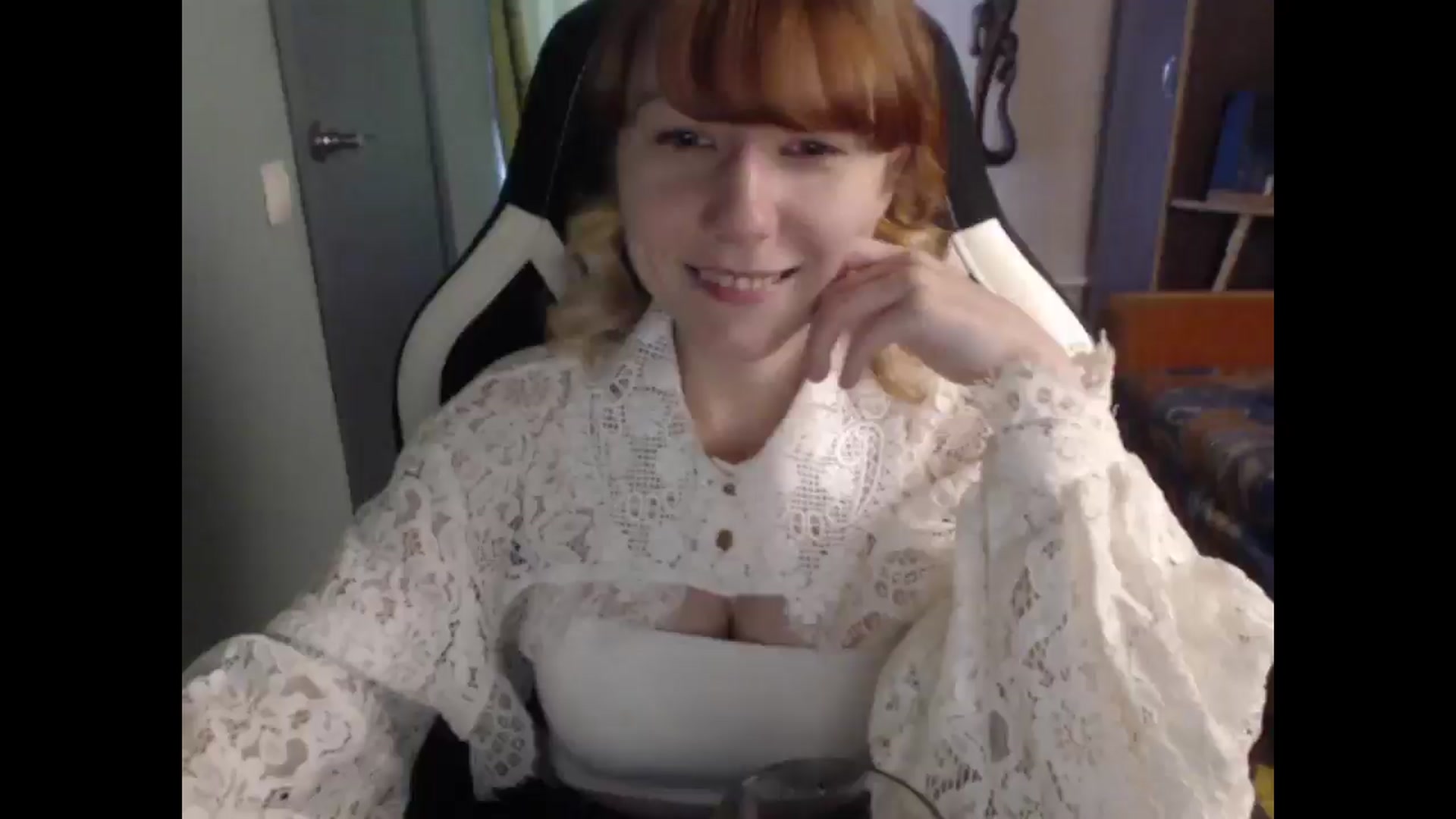 Gallery image thumbnail from NikiFoks18's myfreecams stream on, 04/21/2026, 07:37 image 1 of 20