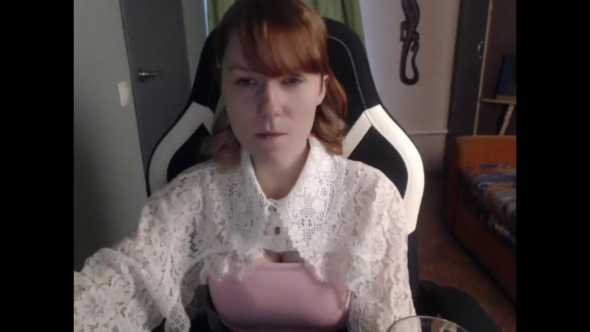 Gallery image thumbnail from NikiFoks18's myfreecams stream on, 04/22/2026, 06:56 image 15 of 20