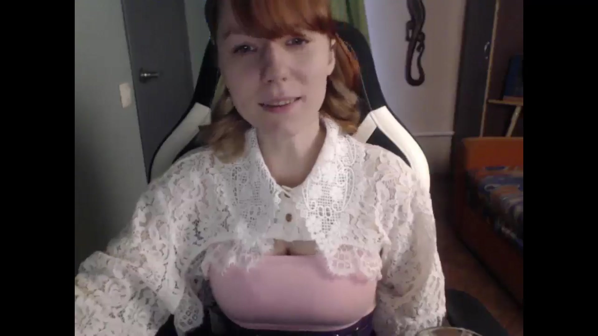 Gallery image thumbnail from NikiFoks18's myfreecams stream on, 04/22/2026, 06:56 image 17 of 20
