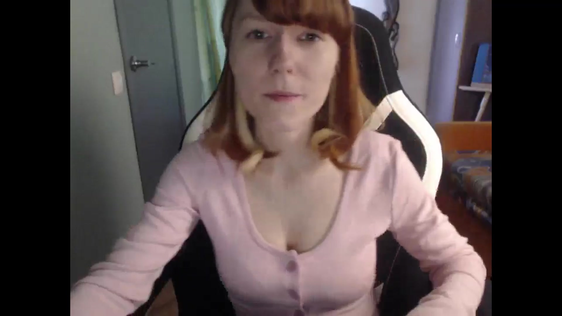Gallery image thumbnail from NikiFoks18's myfreecams stream on, 04/29/2026, 08:38 image 5 of 20