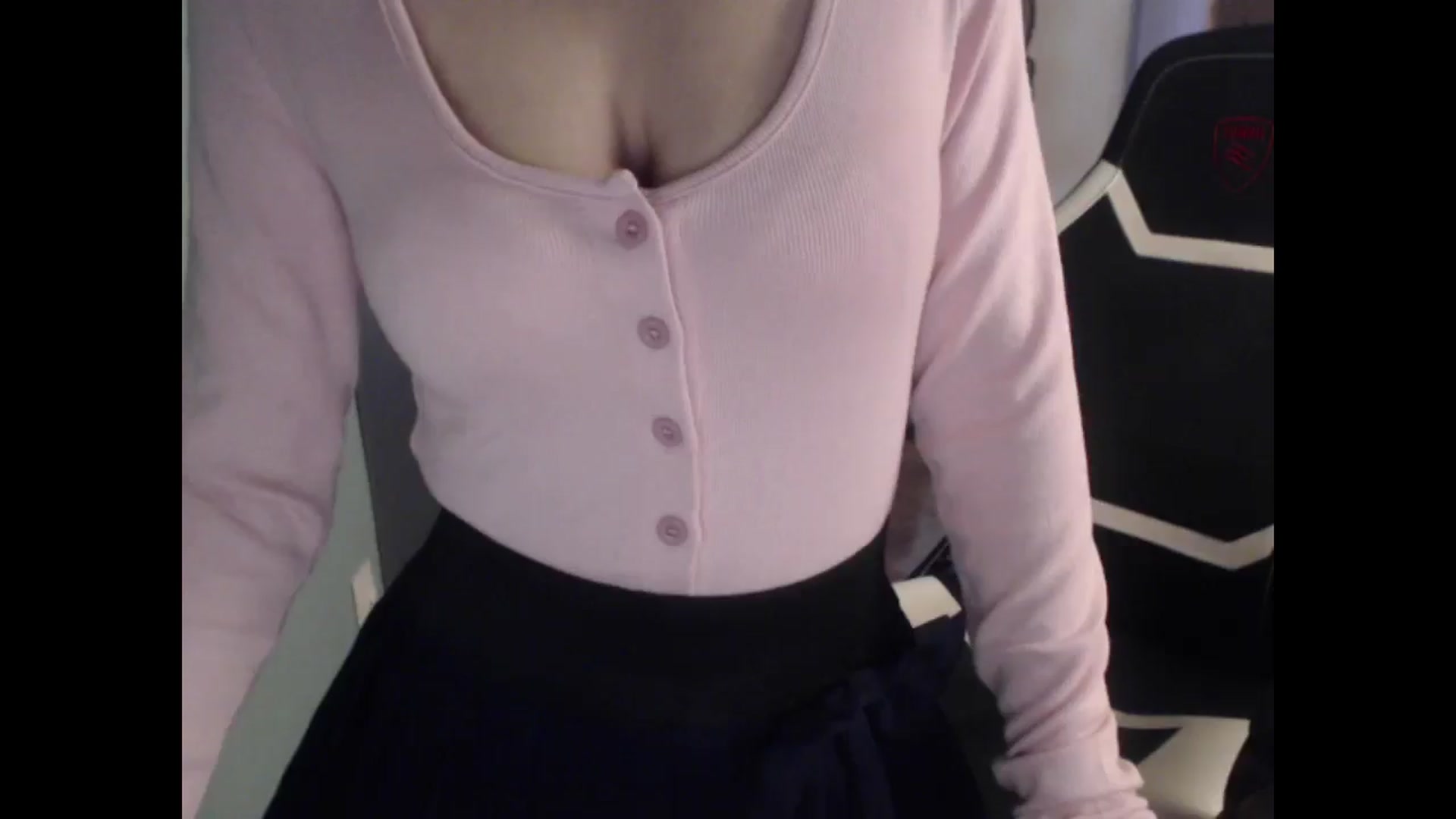 Gallery image thumbnail from NikiFoks18's myfreecams stream on, 04/29/2026, 08:38 image 7 of 20