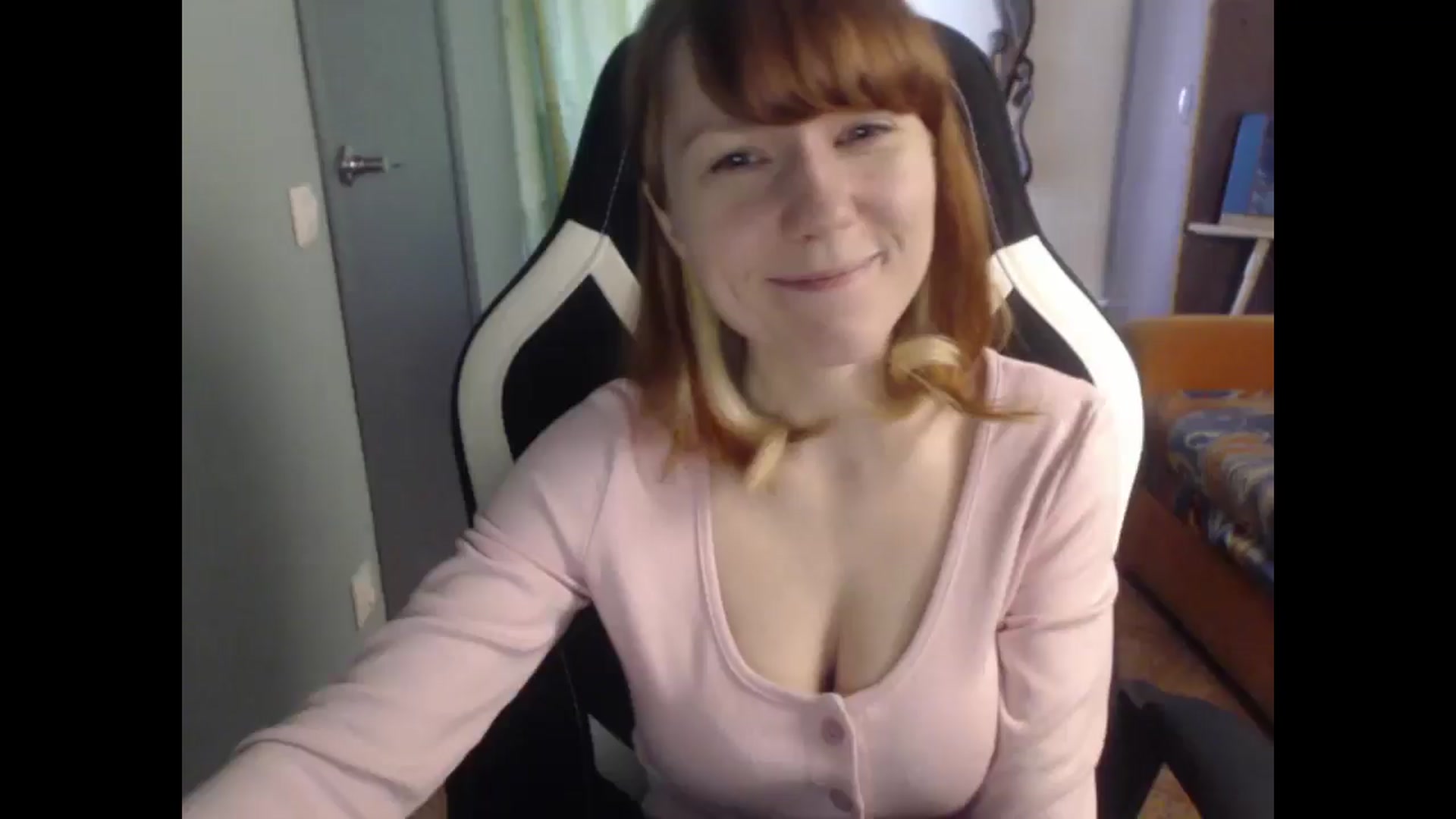 Gallery image thumbnail from NikiFoks18's myfreecams stream on, 04/29/2026, 08:38 image 2 of 20