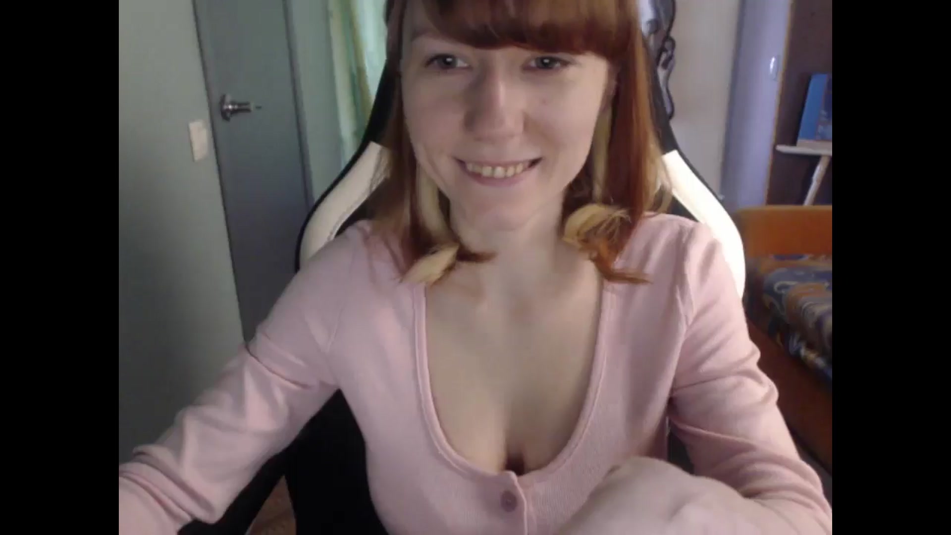Gallery image thumbnail from NikiFoks18's myfreecams stream on, 04/29/2026, 08:38 image 4 of 20