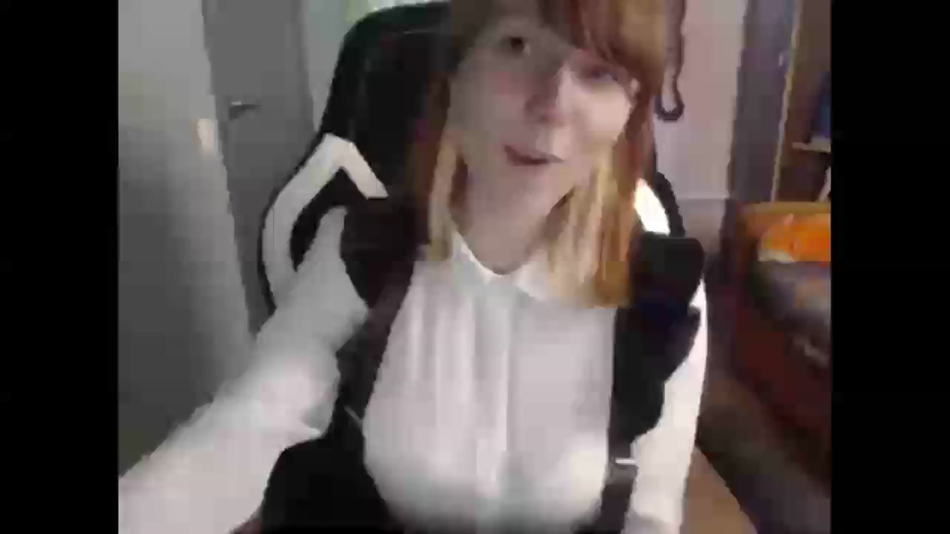 Gallery image thumbnail from NikiFoks18's myfreecams stream on, 05/25/2026, 08:04 image 2 of 20