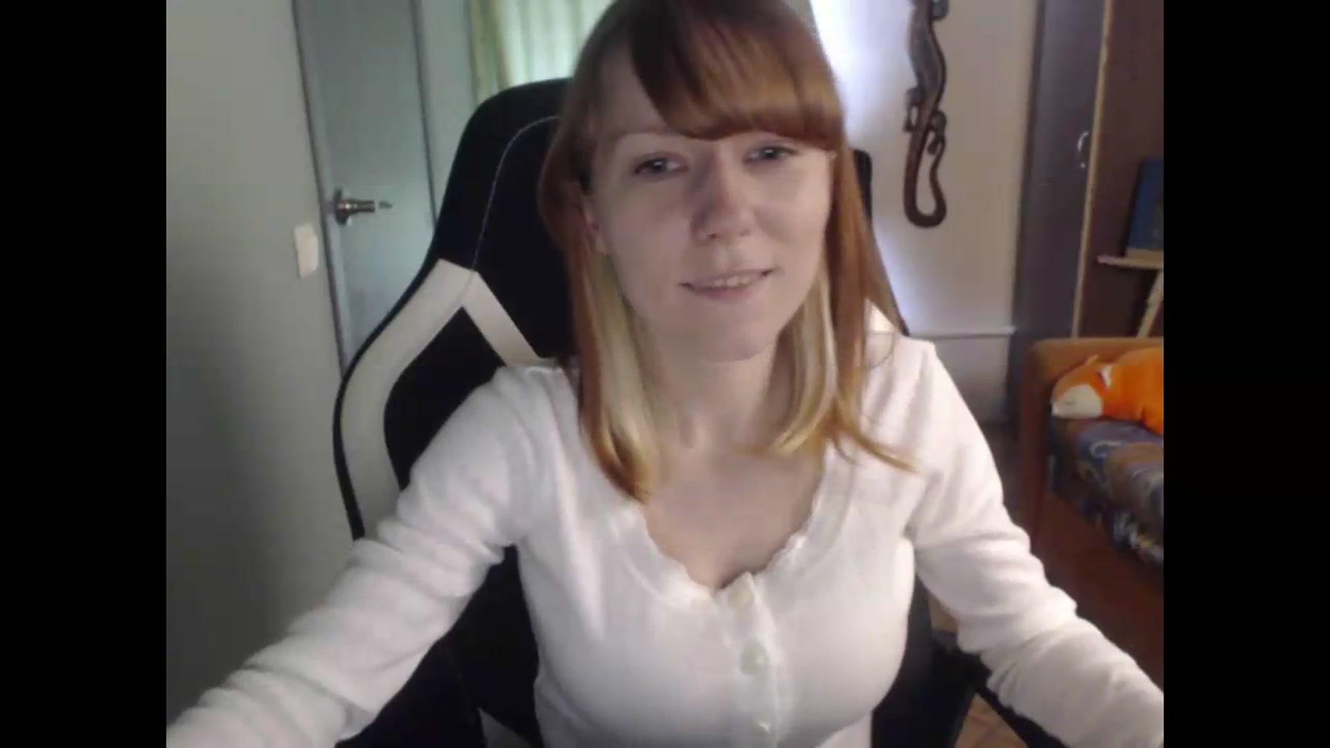 Gallery image thumbnail from NikiFoks18's myfreecams stream on, 06/08/2026, 06:18 image 20 of 20