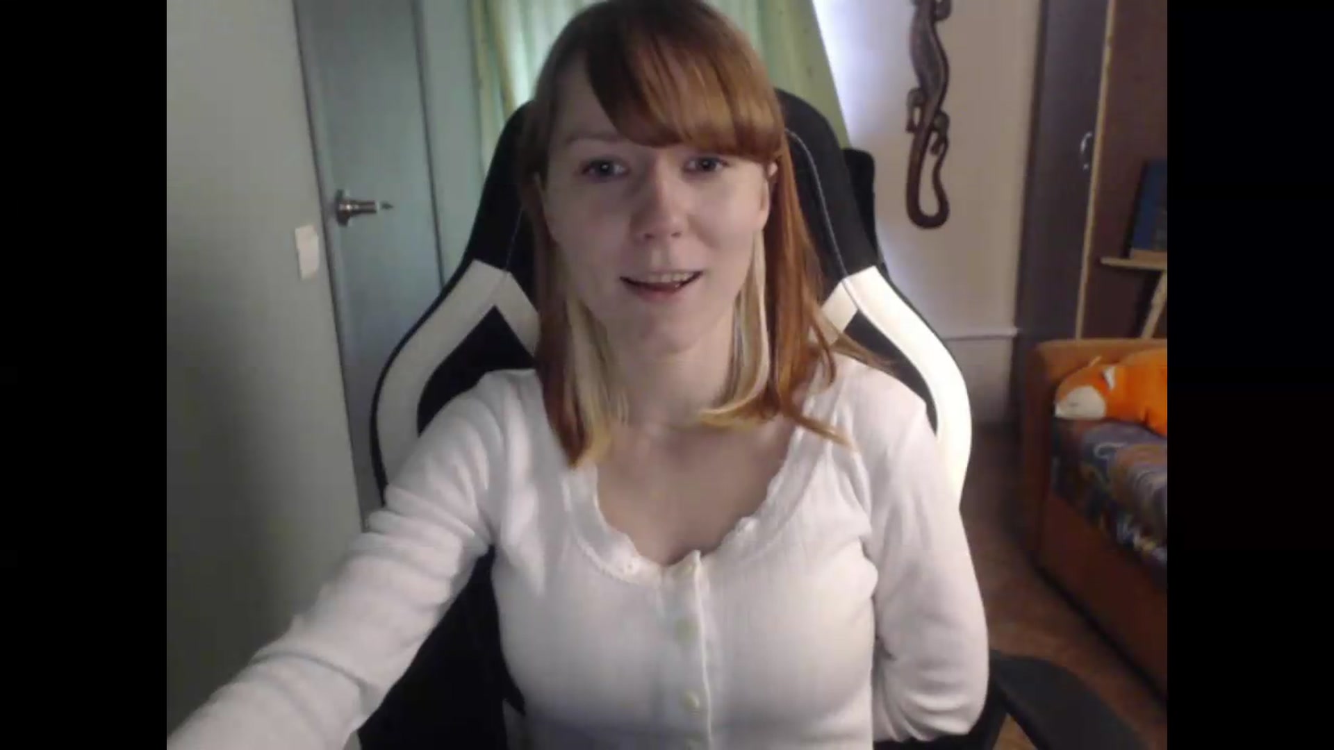 Gallery image thumbnail from NikiFoks18's myfreecams stream on, 06/08/2026, 06:18 image 17 of 20