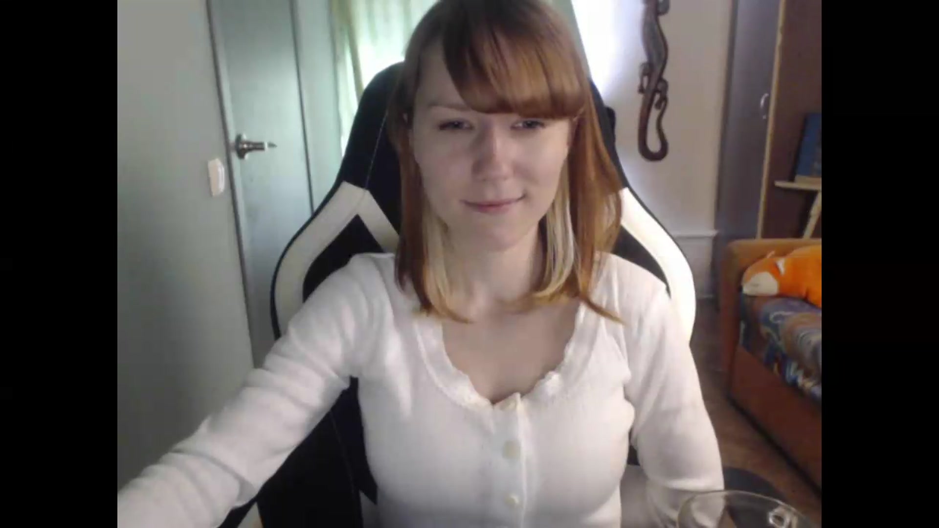 Gallery image thumbnail from NikiFoks18's myfreecams stream on, 06/08/2026, 06:18 image 8 of 20
